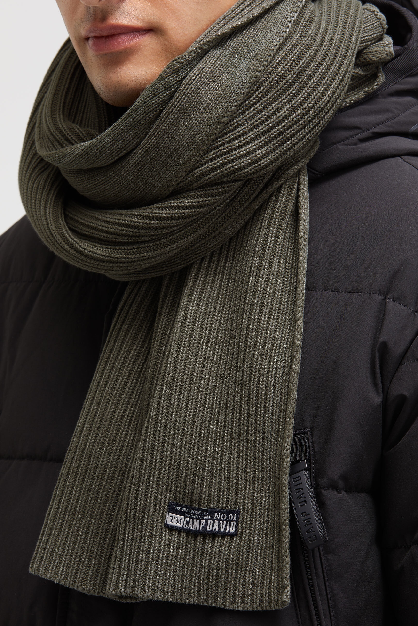 CAMP DAVID Strickschal