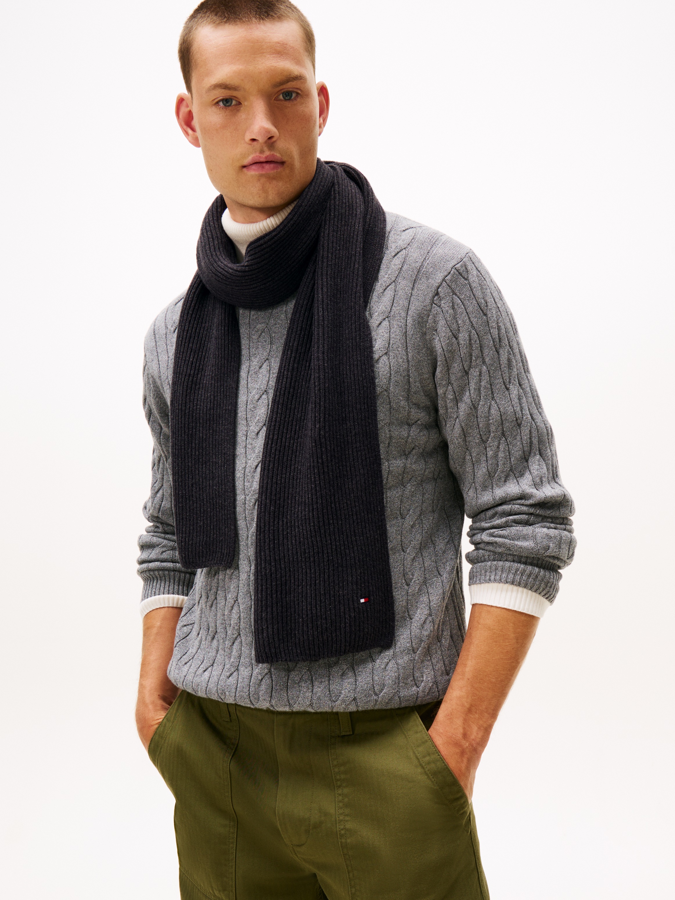 Tommy Hilfiger Strickschal »TH FLAG PIMA COTTON CASH SCARF«, mit Logostickerei