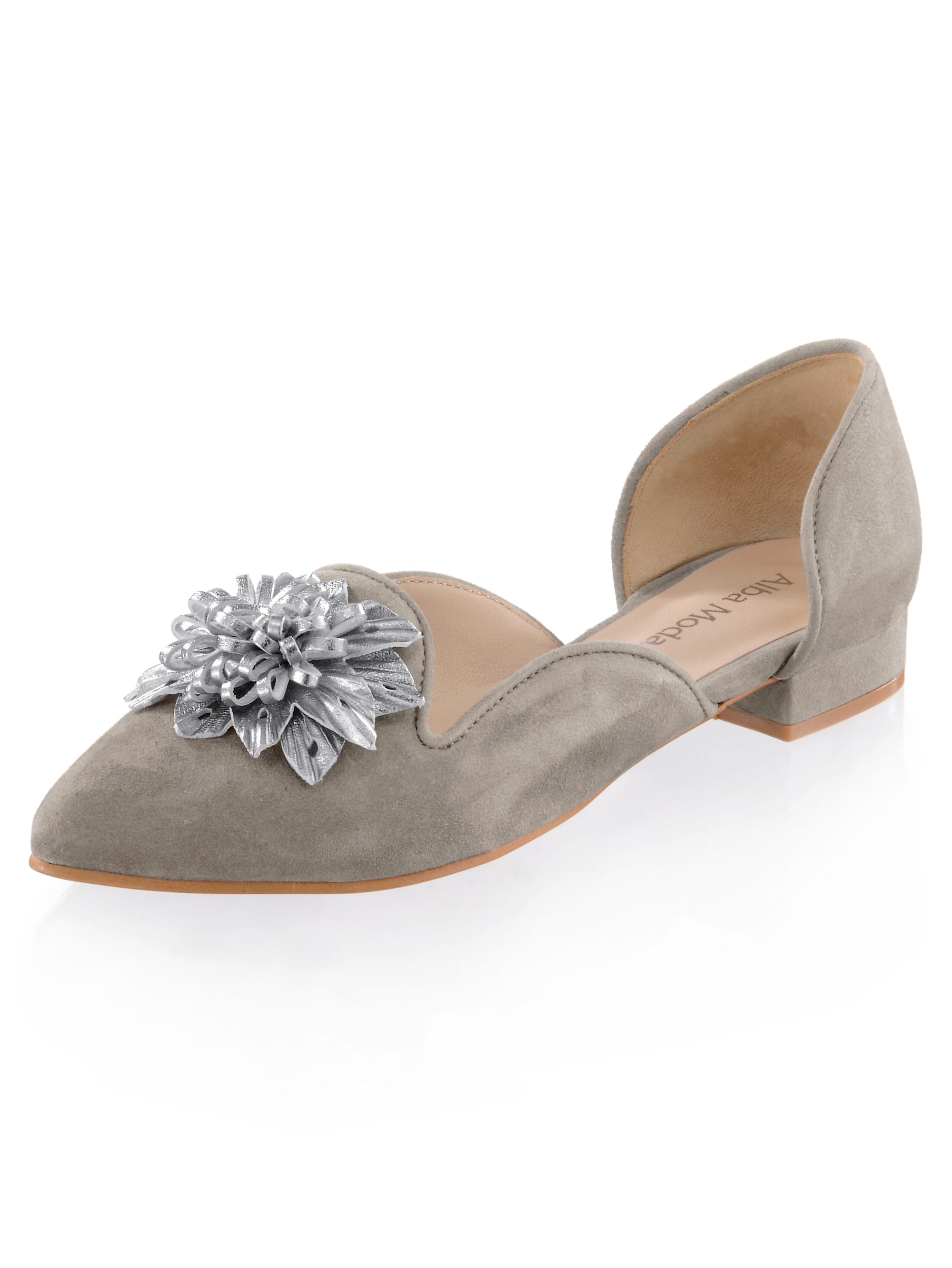 Ballerina mit Lederapplikation in Blütenform