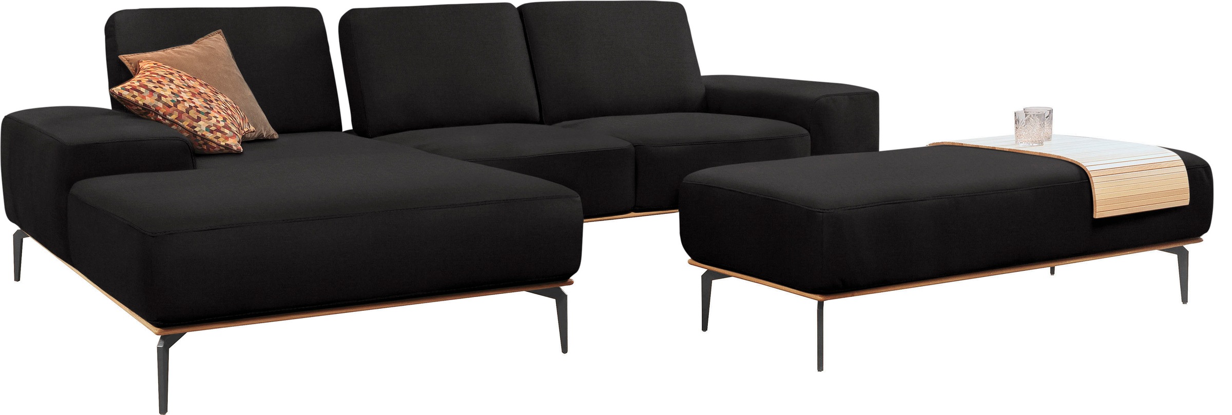 W.SCHILLIG Ecksofa »run, Designsofa mit tollem Sitzkomfort, bequem, L-Form«, mit Holzsockel, Füße in Schwarz pulverbeschichtet, Breite 279 cm