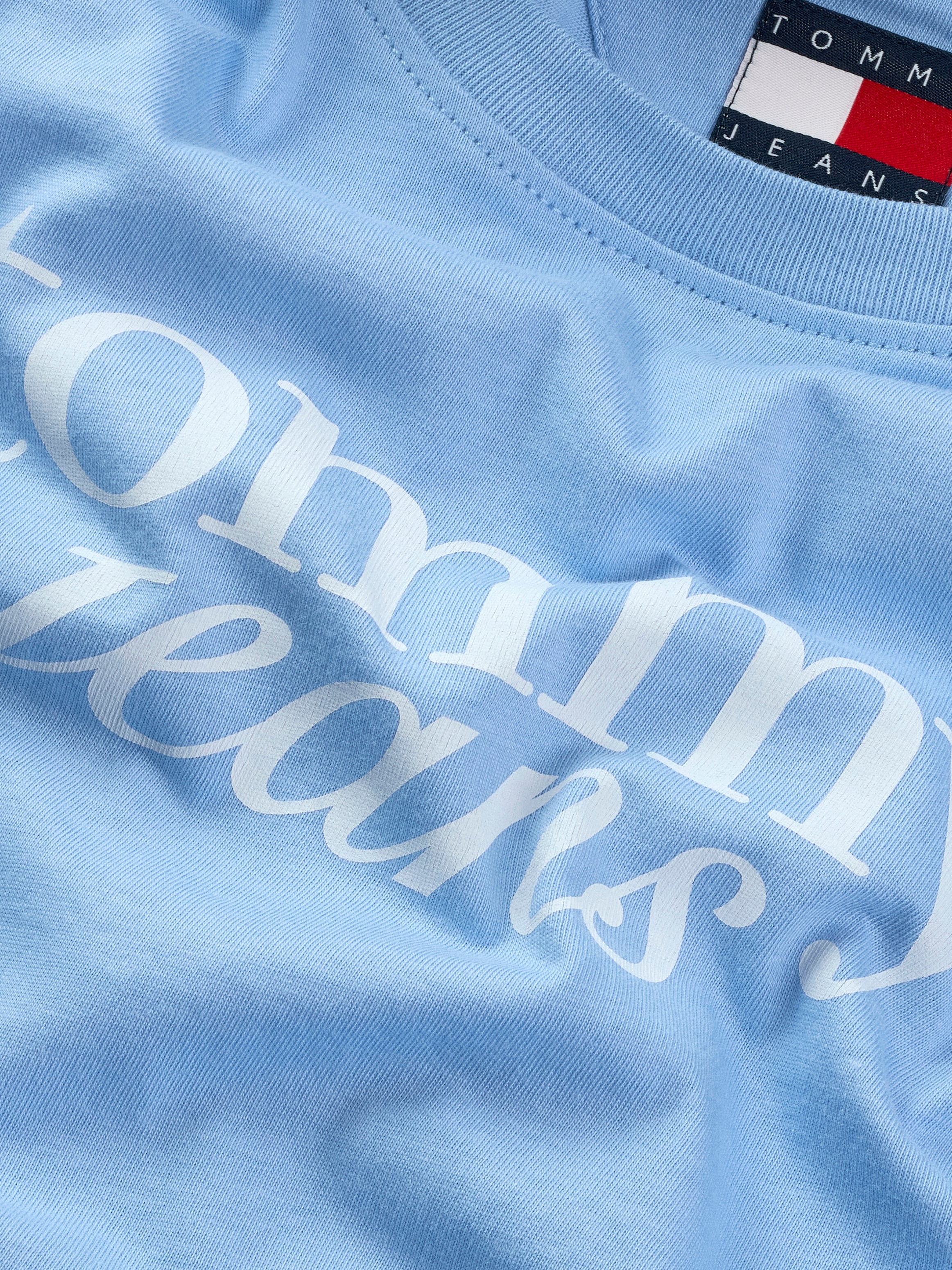 Tommy Jeans T-Shirt, mit Logodruck auf der Brust
