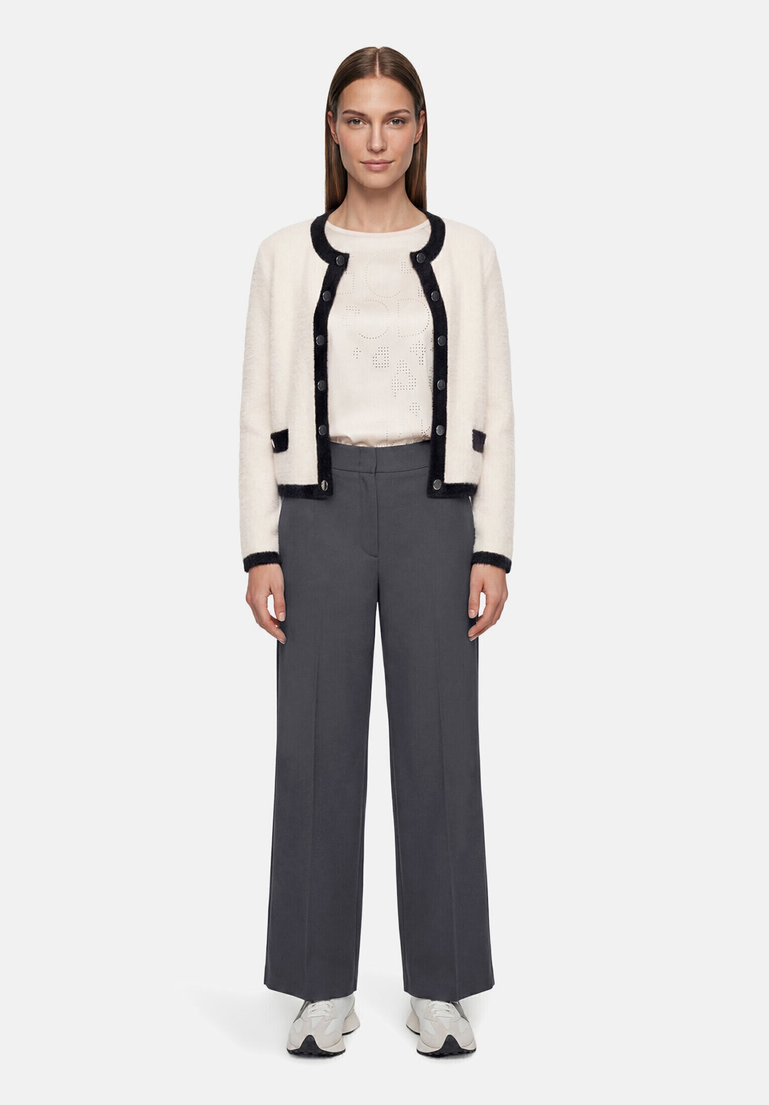 Betty Barclay Strickjacke "Damen mit Knopfleiste" 1