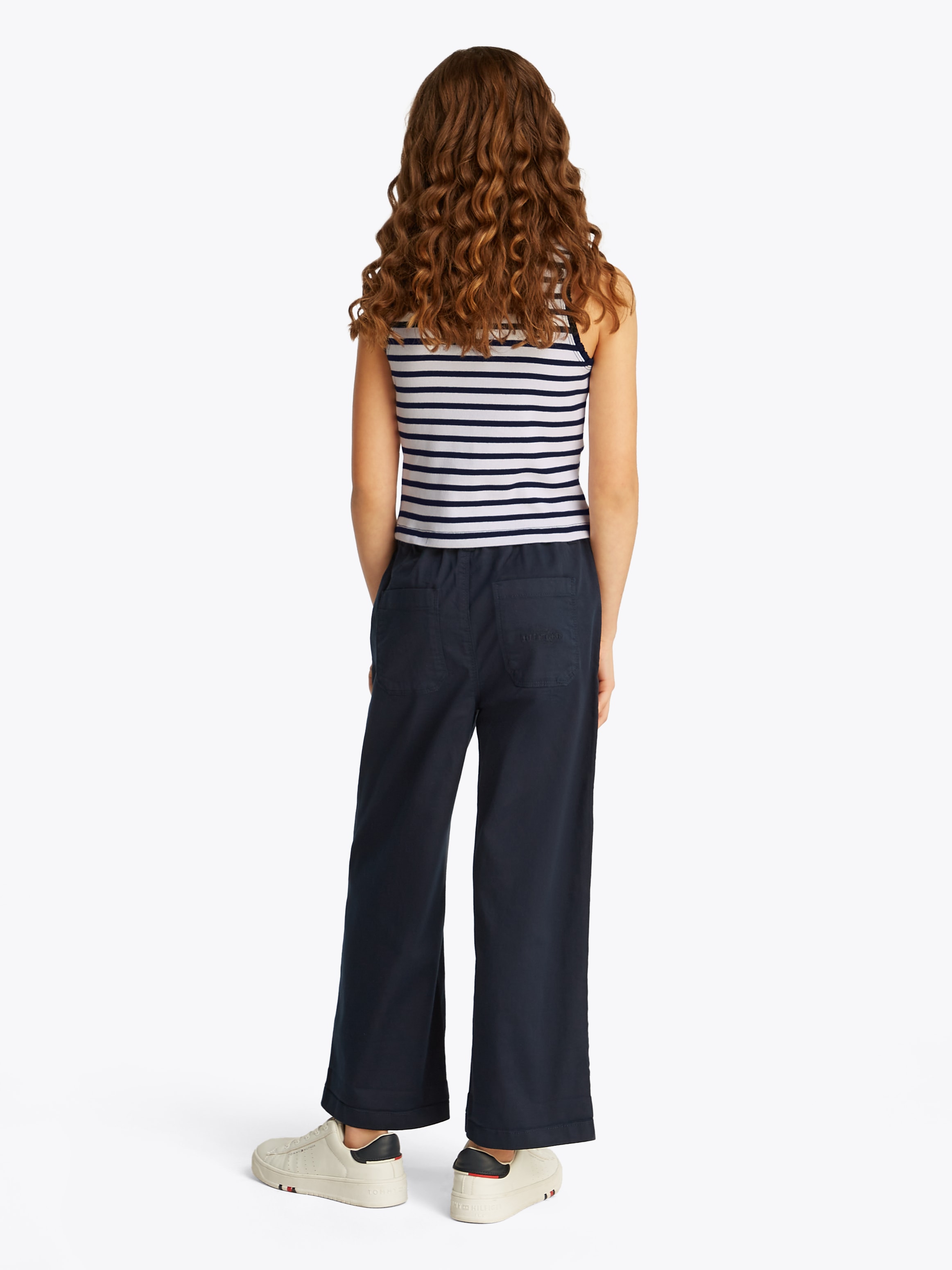 Tommy Hilfiger Tanktop »ESSENTIAL RIB LACE TANK TOP«, mit Spitze, mit Logostickerei