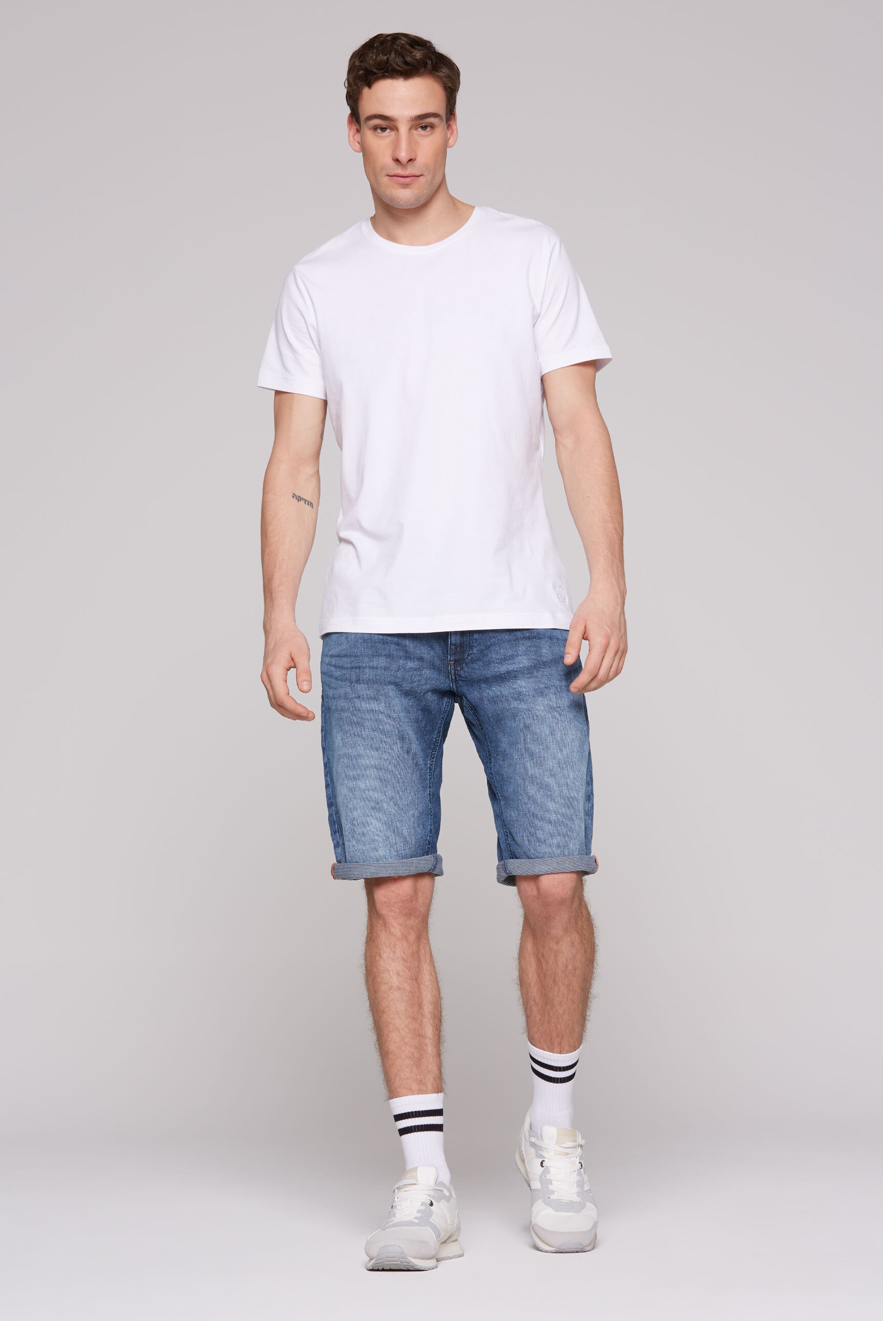 CAMP DAVID Jeansshorts, mit normaler Leibhöhe