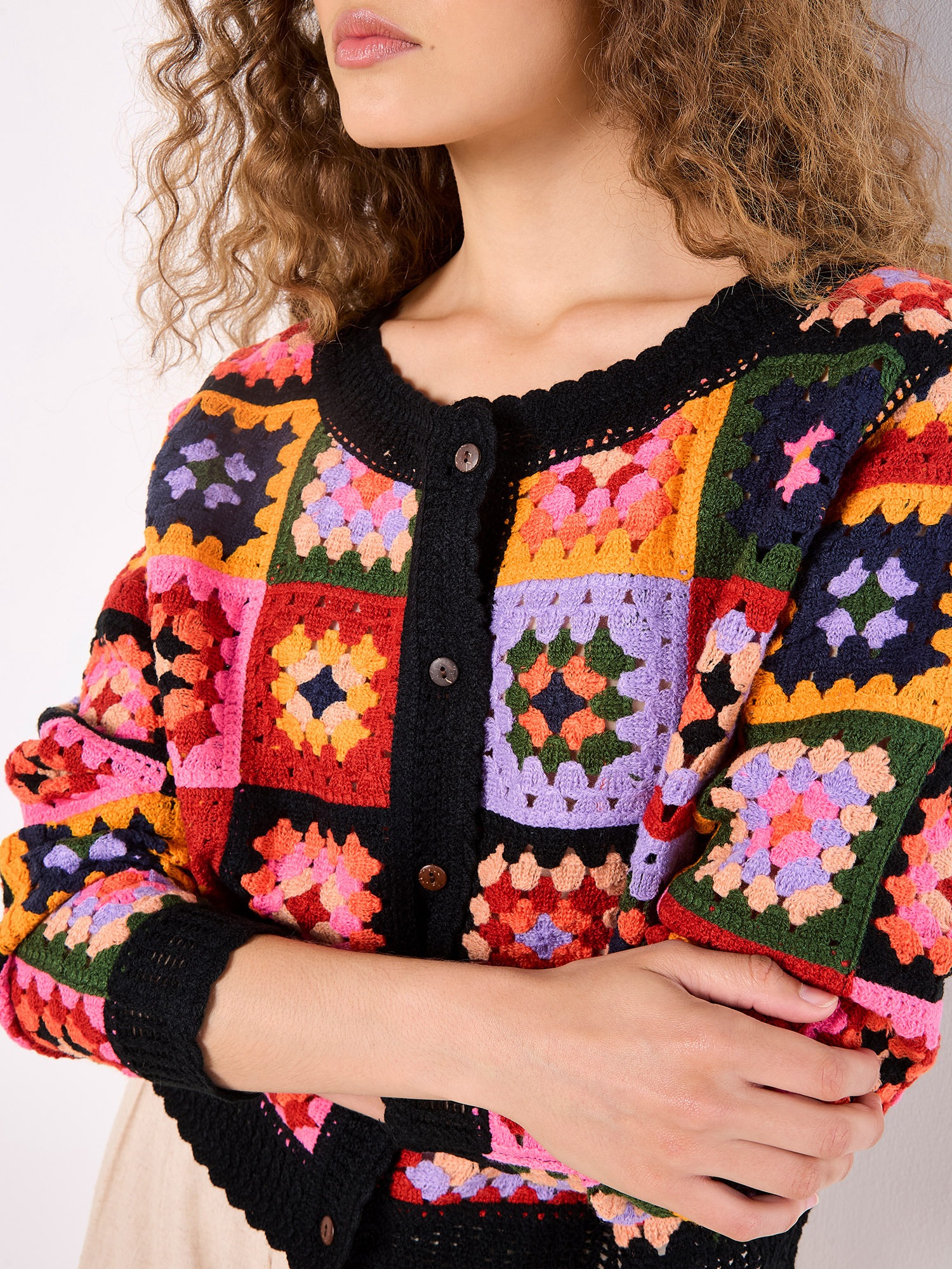Apricot Cardigan »Cardigan« mit bunten Häkelquadraten