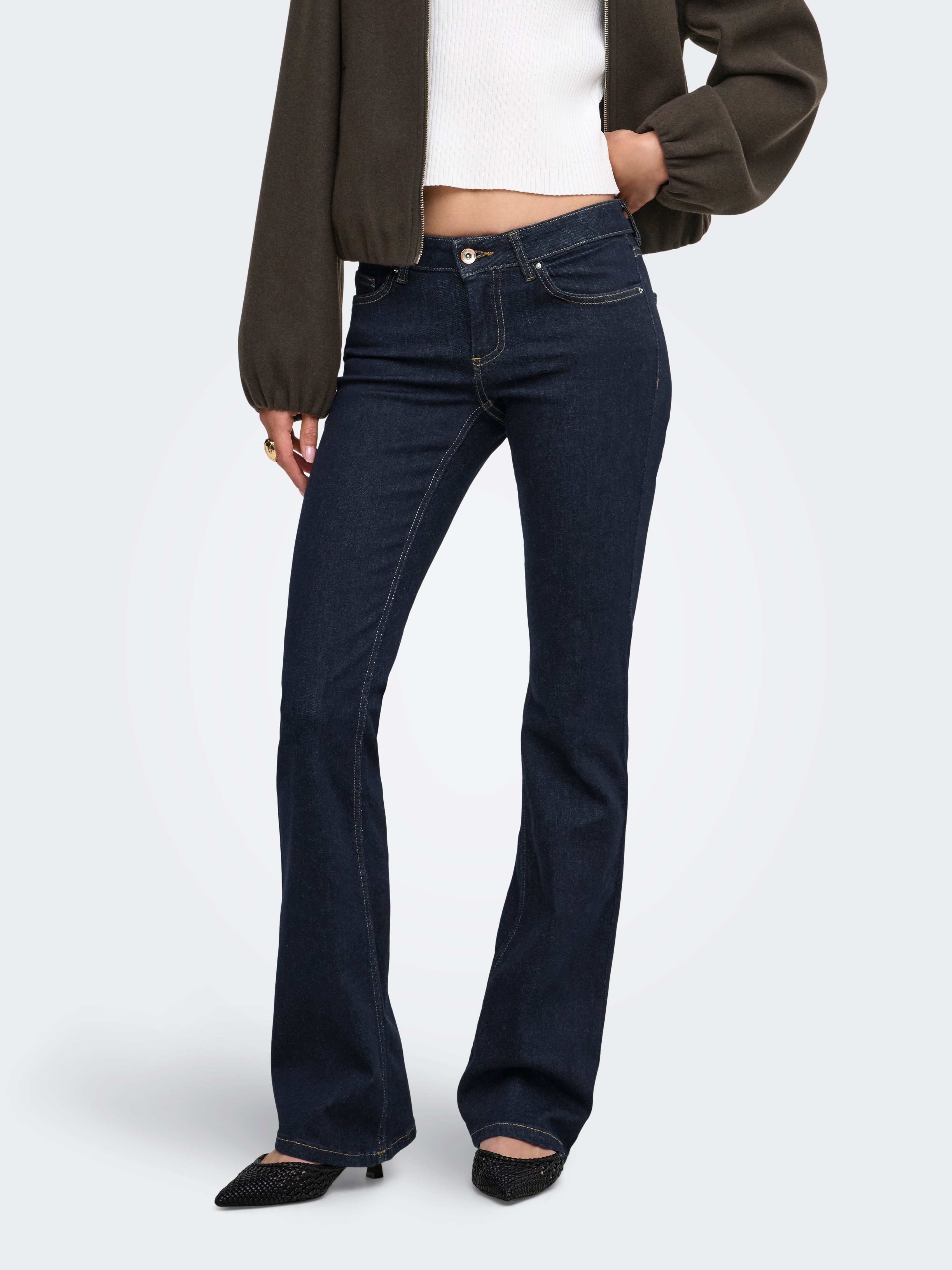ONLY Bootcut-Jeans "ONLBLUSH – Bootcut-Jeans mit niedriger Leibhöhe und Stretch" Baumwollmischung, bootcut fit