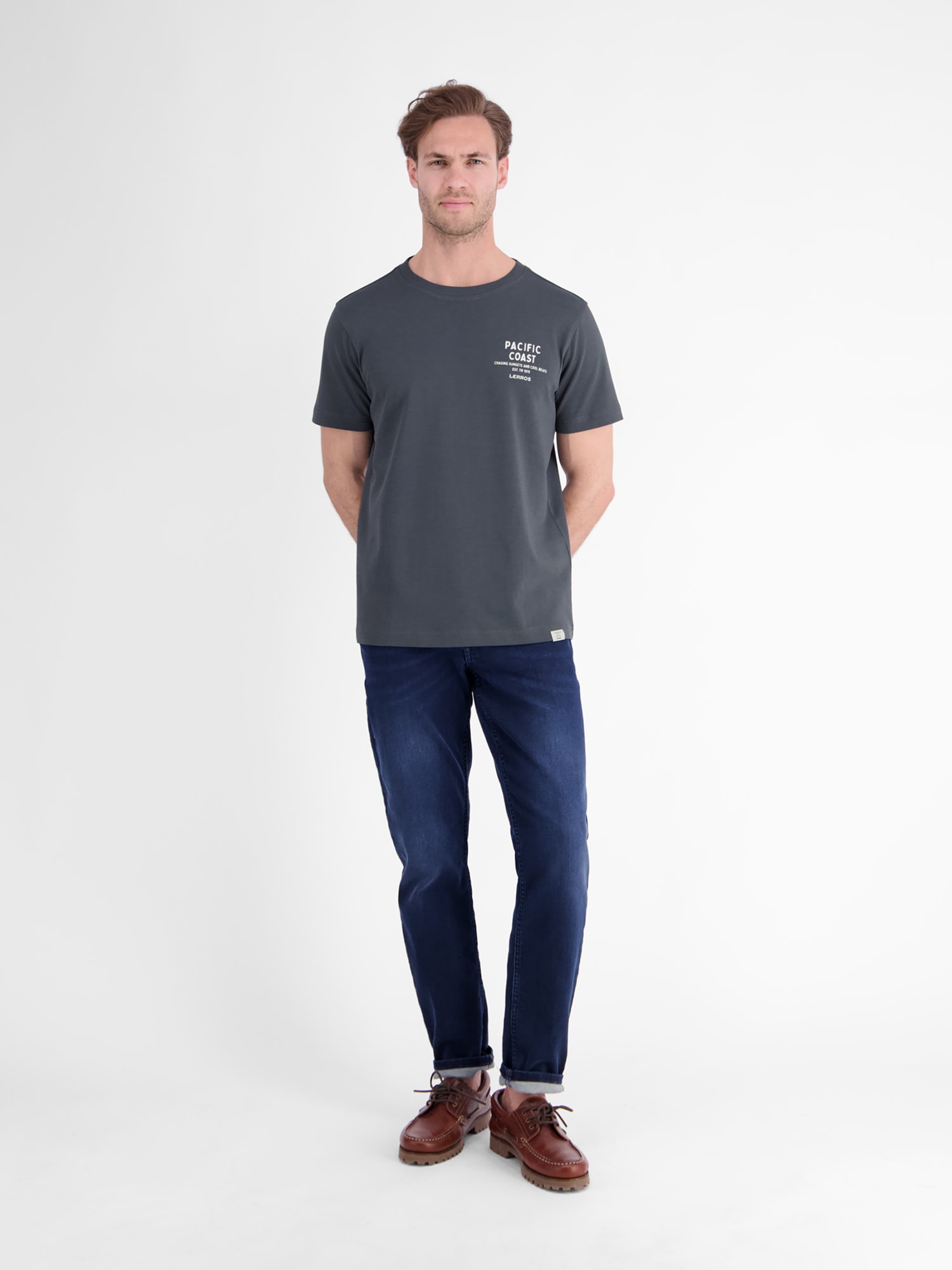 LERROS T-Shirt »Sportliches T-Shirt aus Baumwolle mit Brust- und Rückenprint«