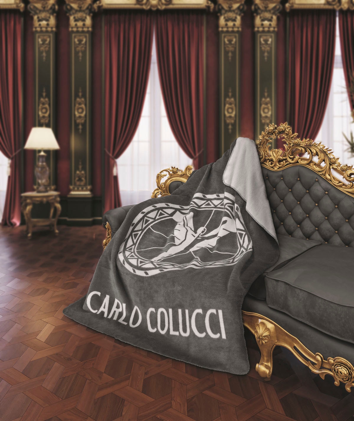 CARLO COLUCCI Wohndecke »Elisa«, Ikarus Logo und Logoschriftzug, Kuscheldecke