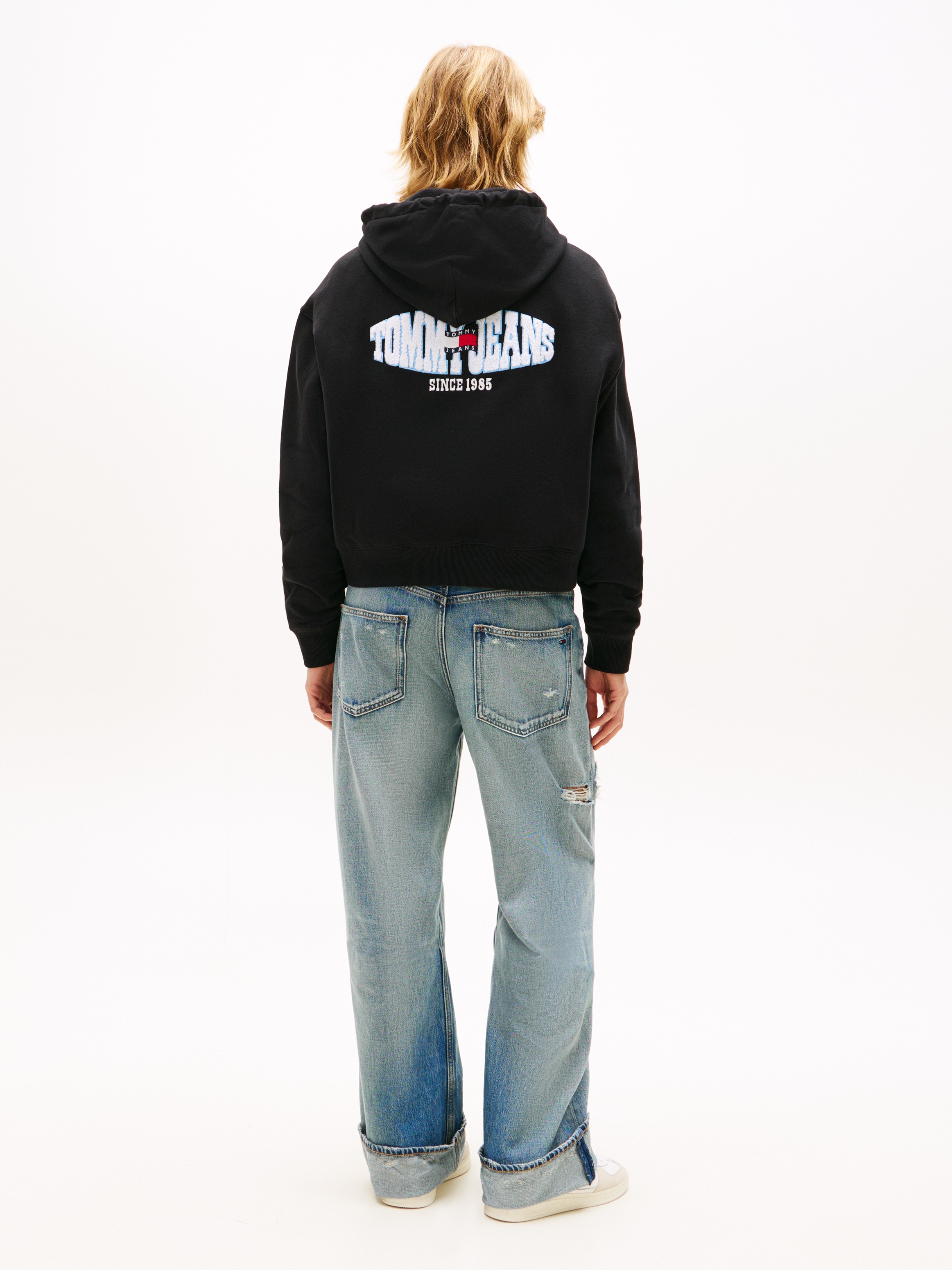 Tommy Jeans Kapuzensweatshirt »TJW RLX SH WAVY FLAG HOODIE«, im Relaxed Fit, Baumwoll-Qualität
