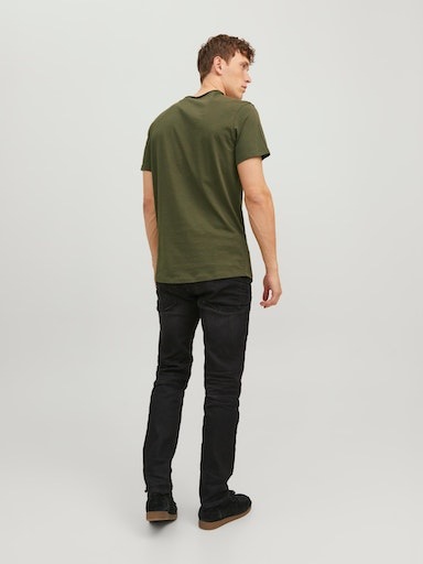 Jack & Jones Rundhalsshirt »JJEBASHER TEE O-NECK SS NOOS«, mit Rundhalsausschnitt