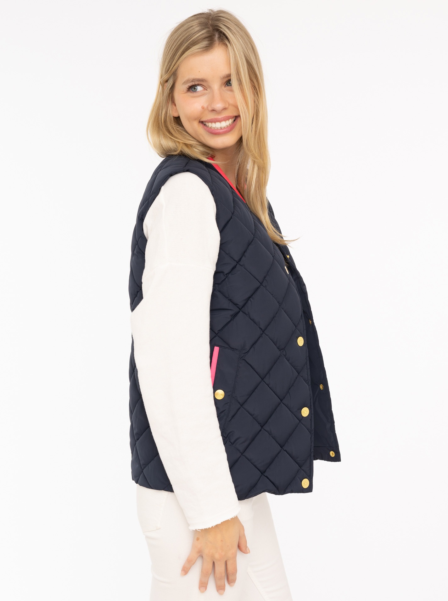 Thumbnail - Zwillingsherz Steppweste ""Classic Diamond"" Knöpfe, Stehkragen, Eingriffstaschen, modisch, Kontrastdeteils