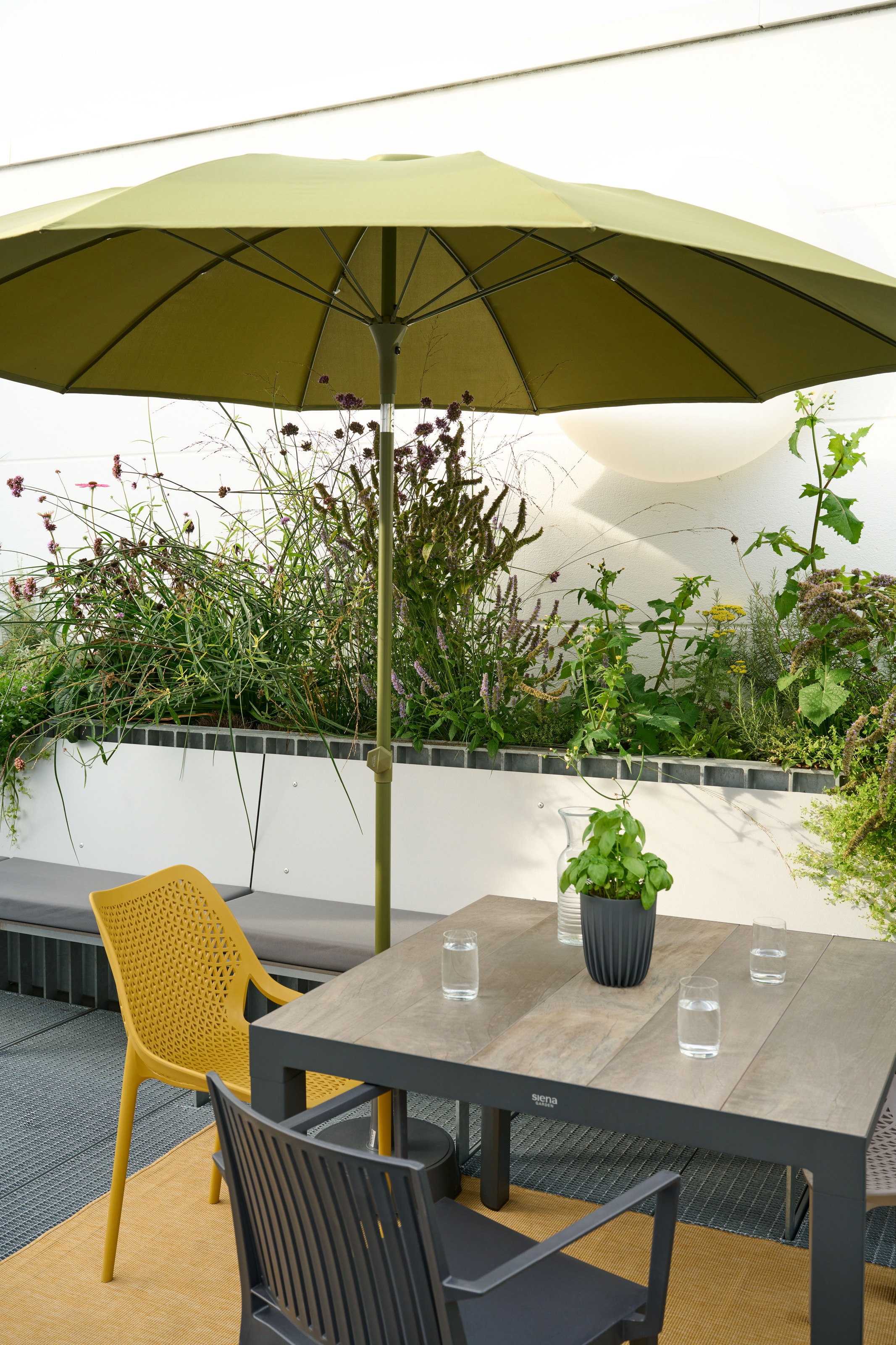 Siena Garden Gartentisch »SILVA Tisch 80 x 80cm matt anthrazit/wash-grey« Aluminiumgestell matt anthrazit, Tischplatte aus Keramik, washed grey