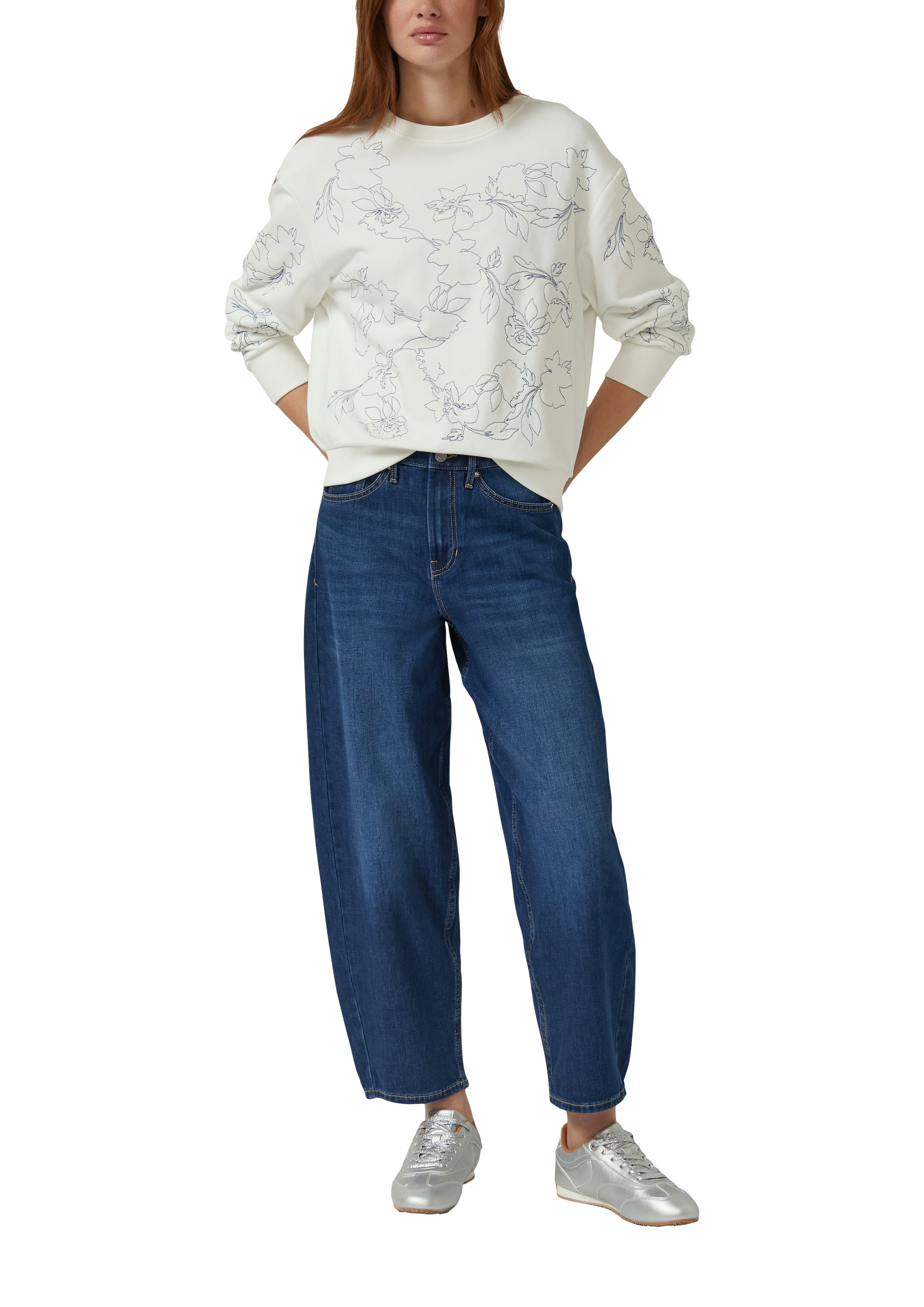 s.Oliver Sweater , mir floraler Stickerei
