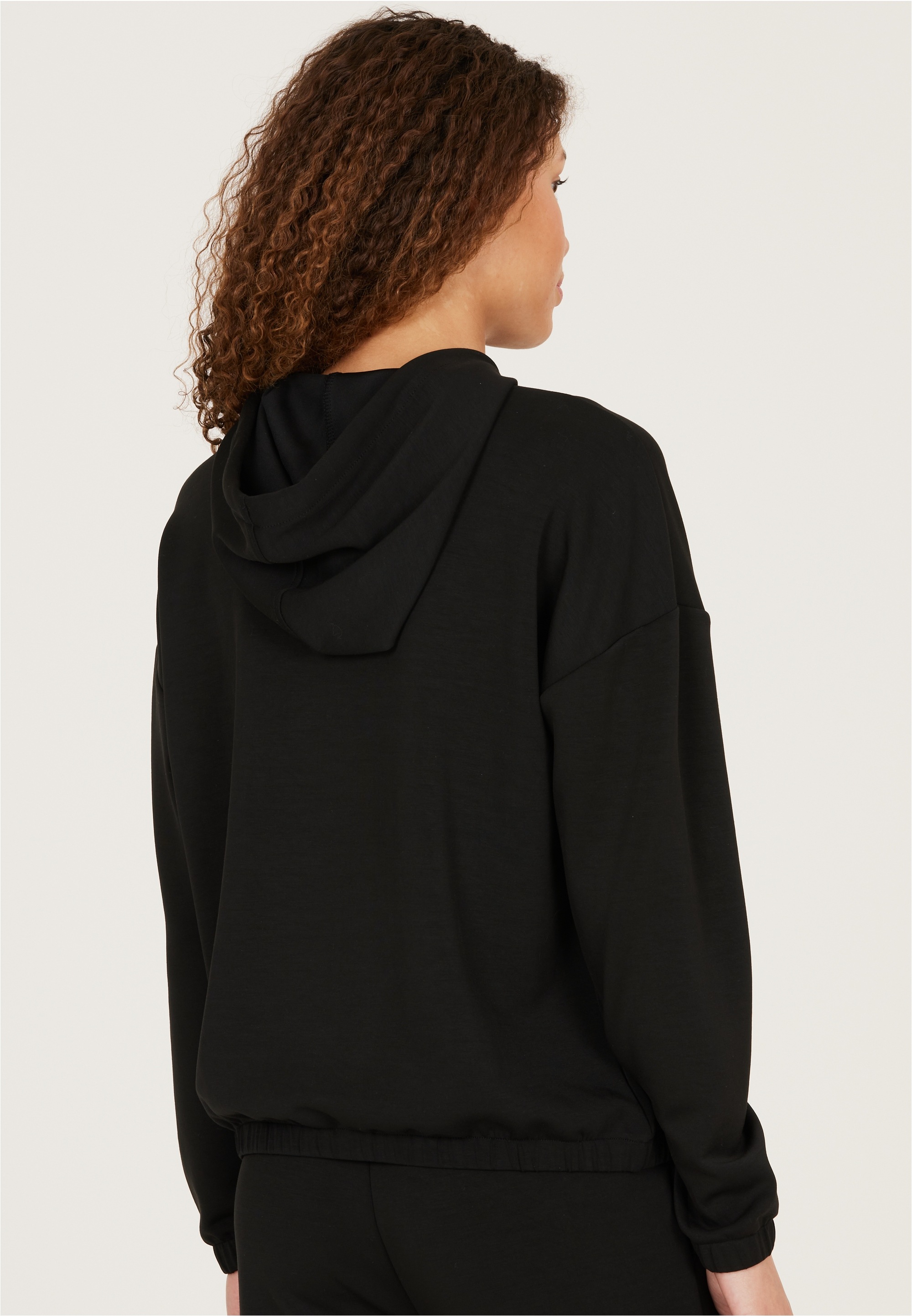 Athlecia Sweat à capuche de fitness Namier pour femmes noir   38 3