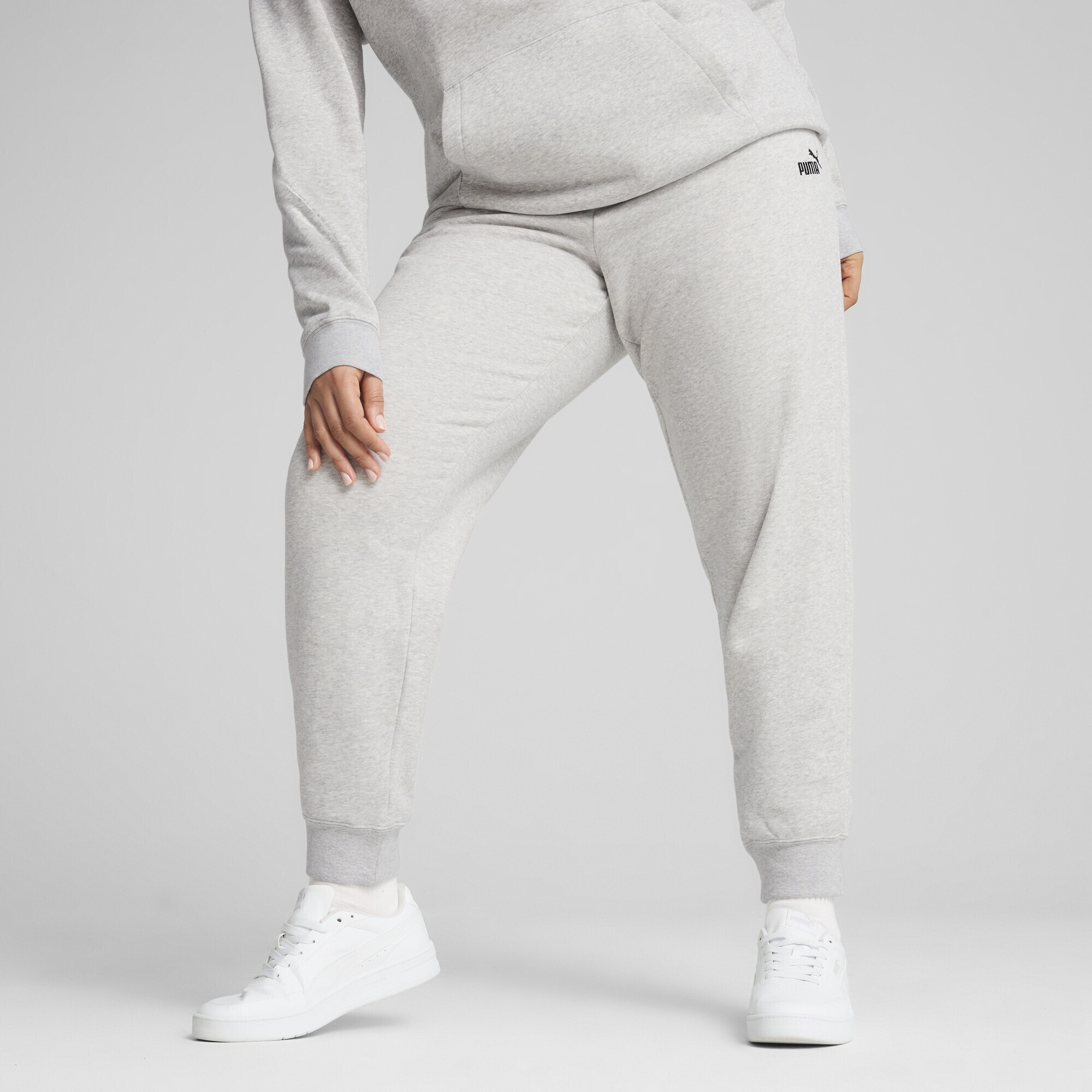 PUMA Sporthose »Essentials Small No. 1 Logo Jogginghose Damen«