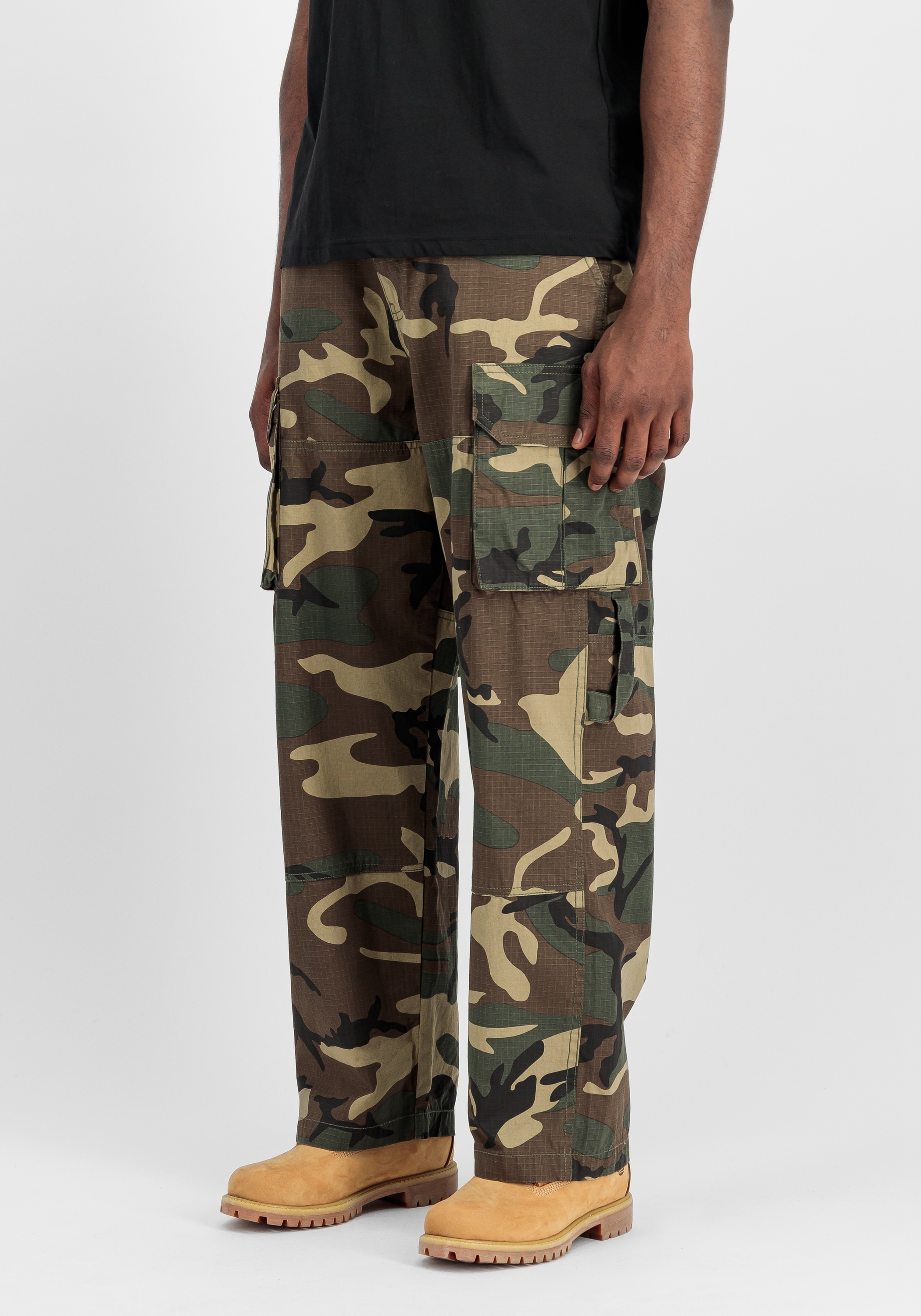 Alpha Industries 1100000002199 "Ripstop Patchwork Pant Camo"