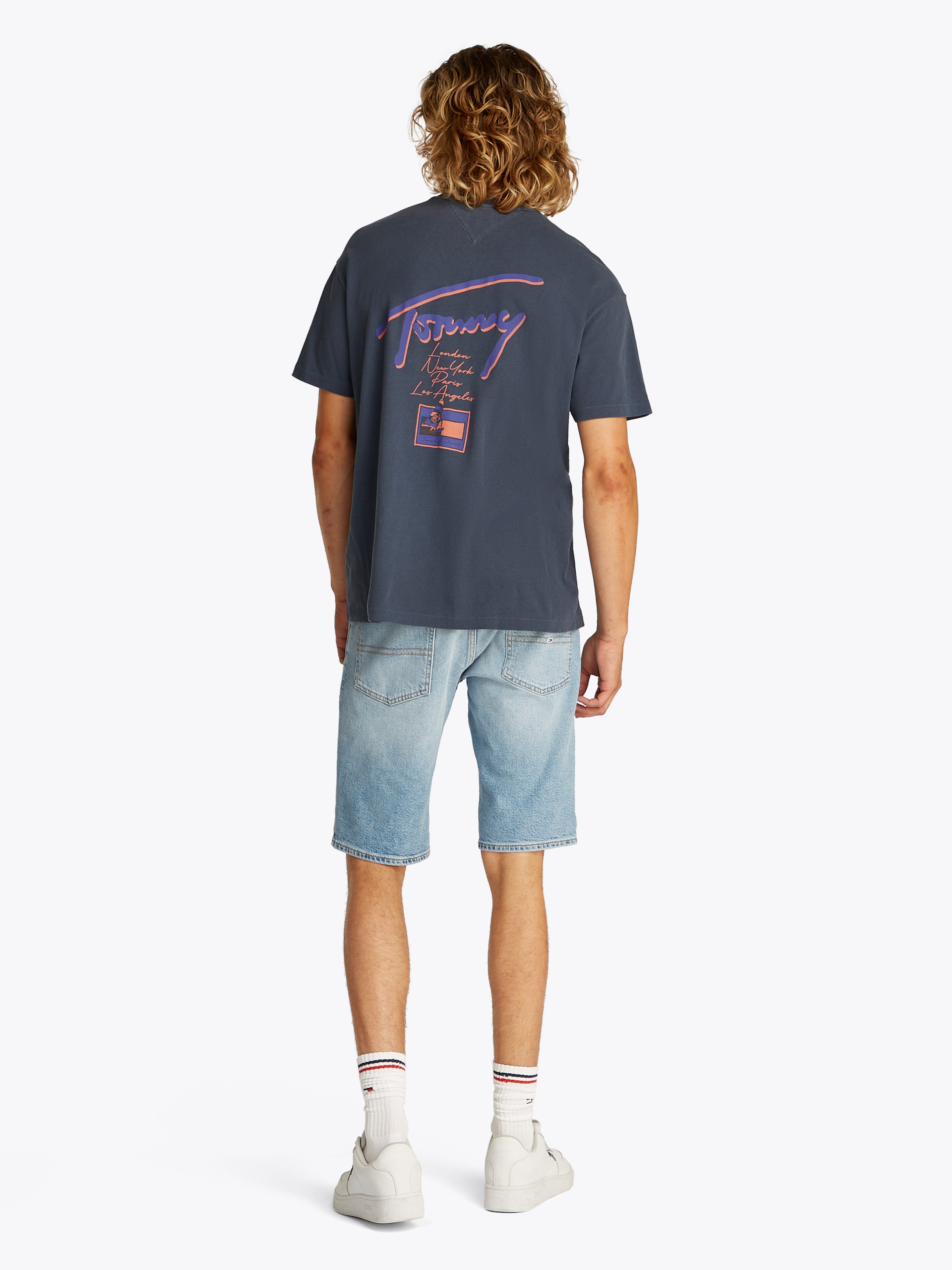Tommy Jeans T-Shirt »TJM RLX FADED GRAPHIC TEE EXT«, mit großem Rückendruck