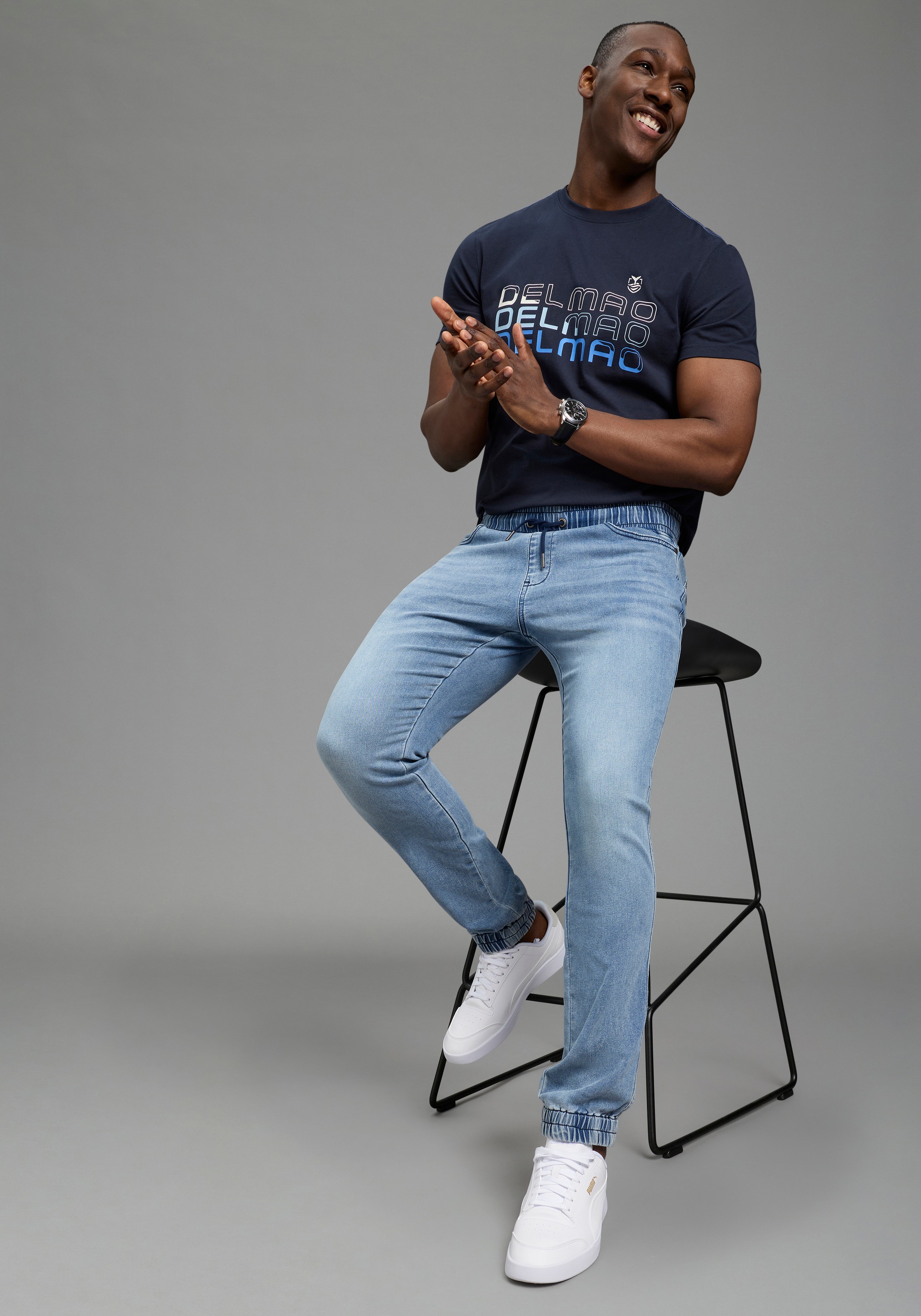 DELMAO Jogg Pants gerade geschnittenes Bein, mit Gummizug am Bund und Beina günstig online kaufen