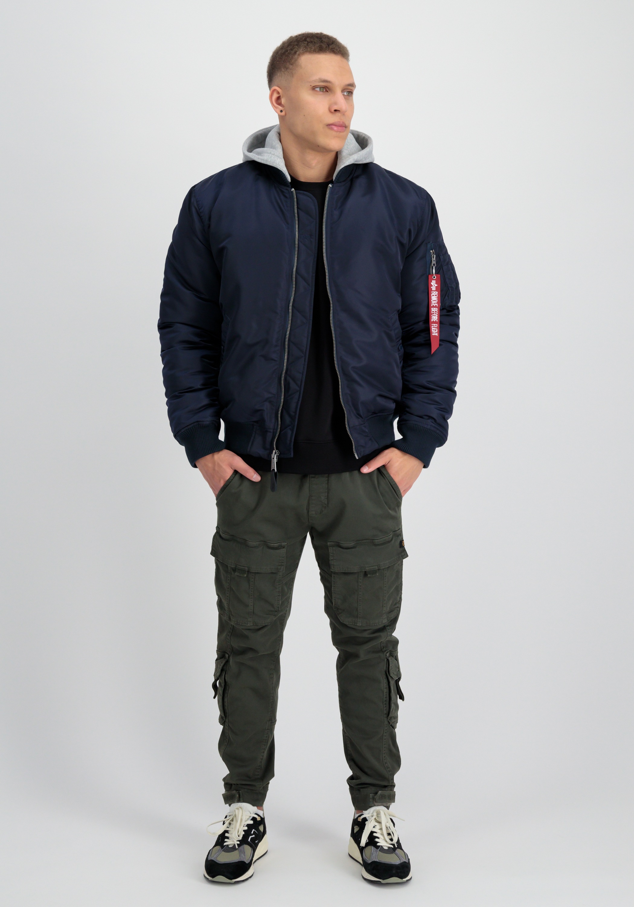Alpha Industries Bomberjacke »Alpha Industries Men - Bomber Jackets MA-1 Zip Hood Back EMB«