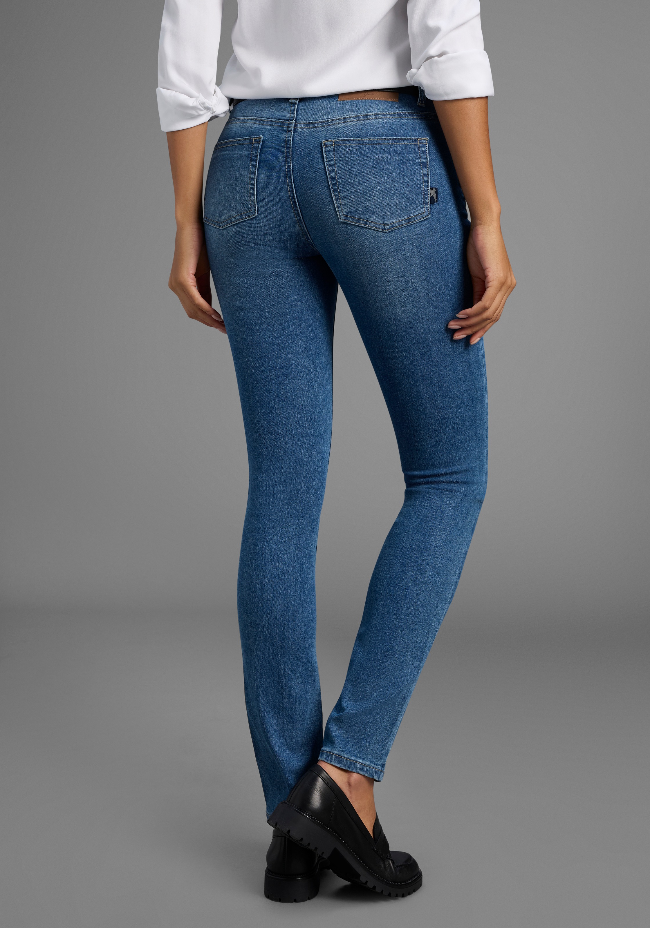 Arizona Slim-fit-Jeans "Shaping" enge Passform, Röhrenjeans, Used-Look-Wasc günstig online kaufen