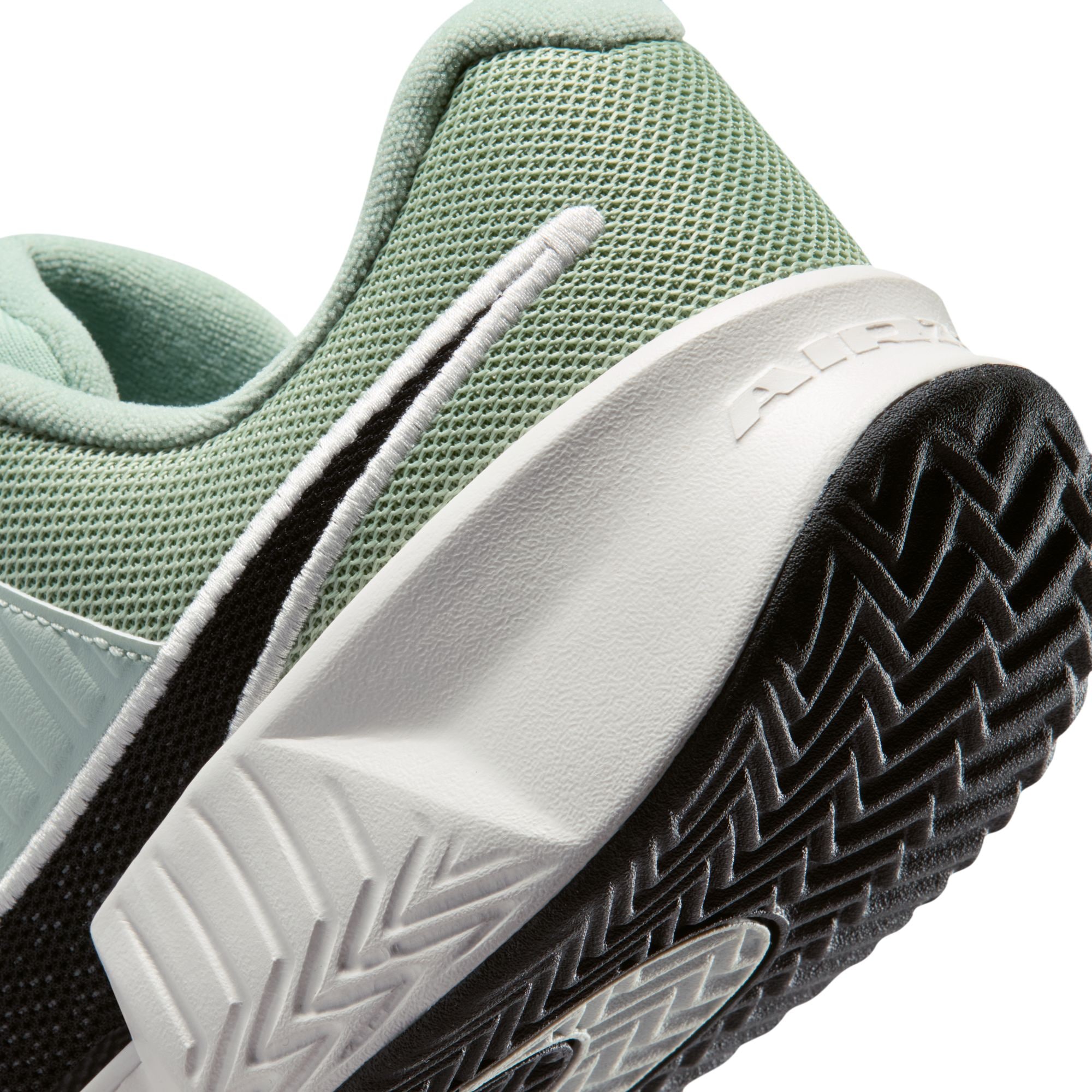 Nike Tennisschuh »Zoom GP Challenge Pro«  Sandplatzschuhe für Ascheplätze