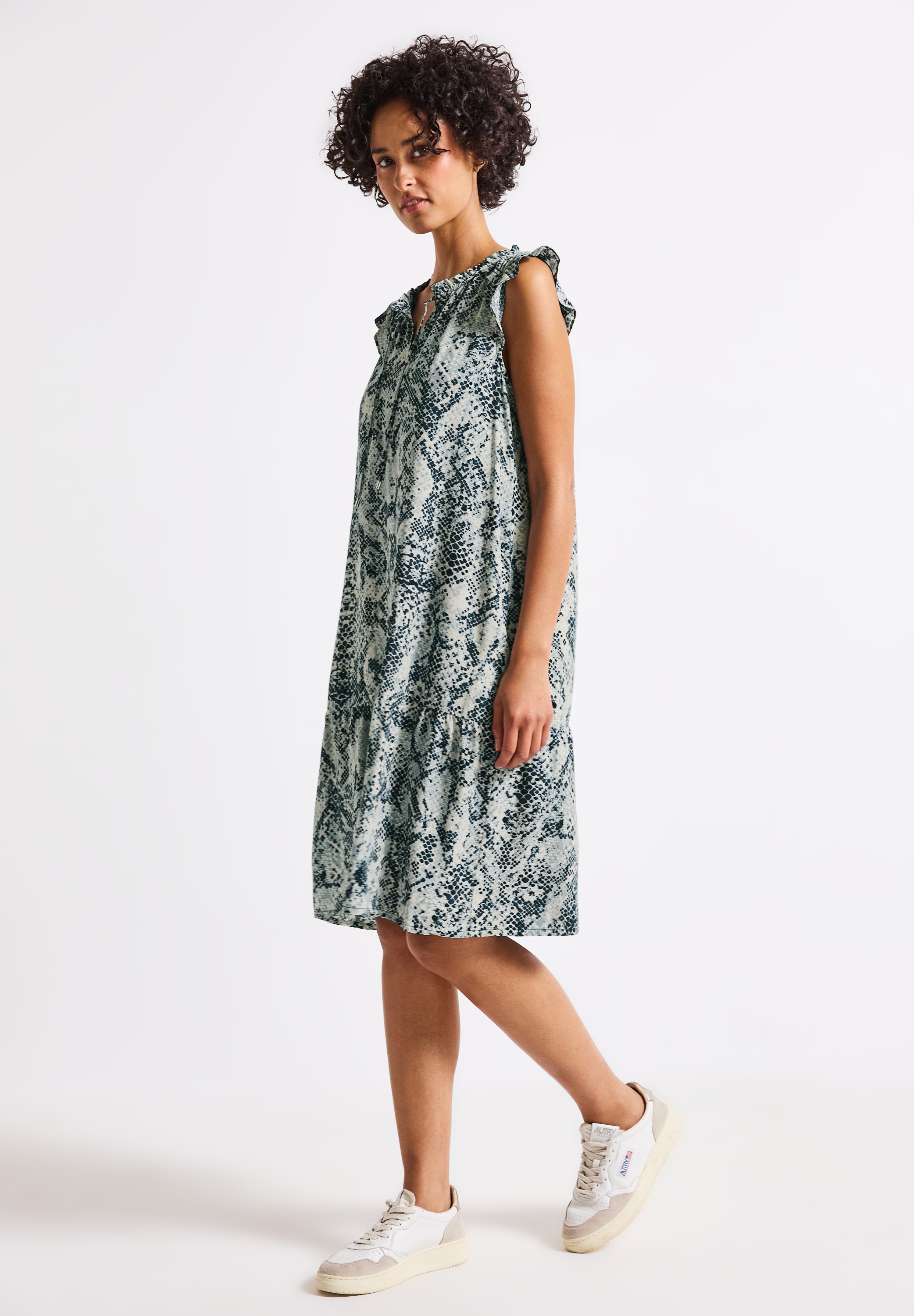 STREET ONE Sommerkleid, mit Volant günstig online kaufen