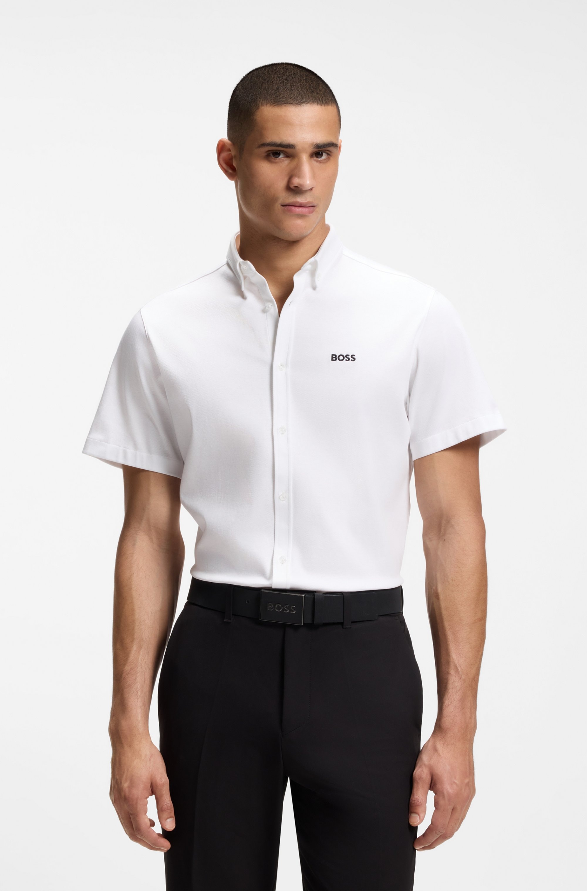 BOSS GREEN Kurzarmhemd "Motion S" Regular Fit, Button-down-Kragen, Kurzarm, Logo-Stickerei