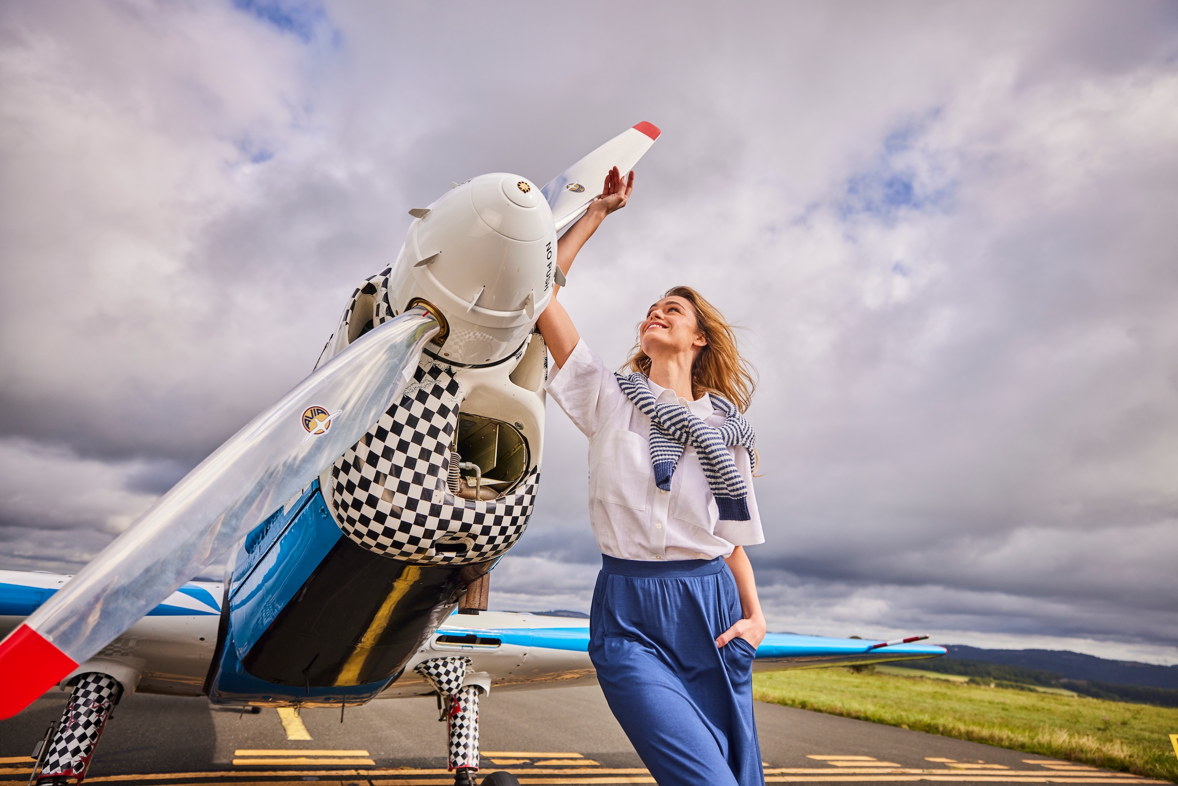 Aniston CASUAL Maxirock im Marine Look