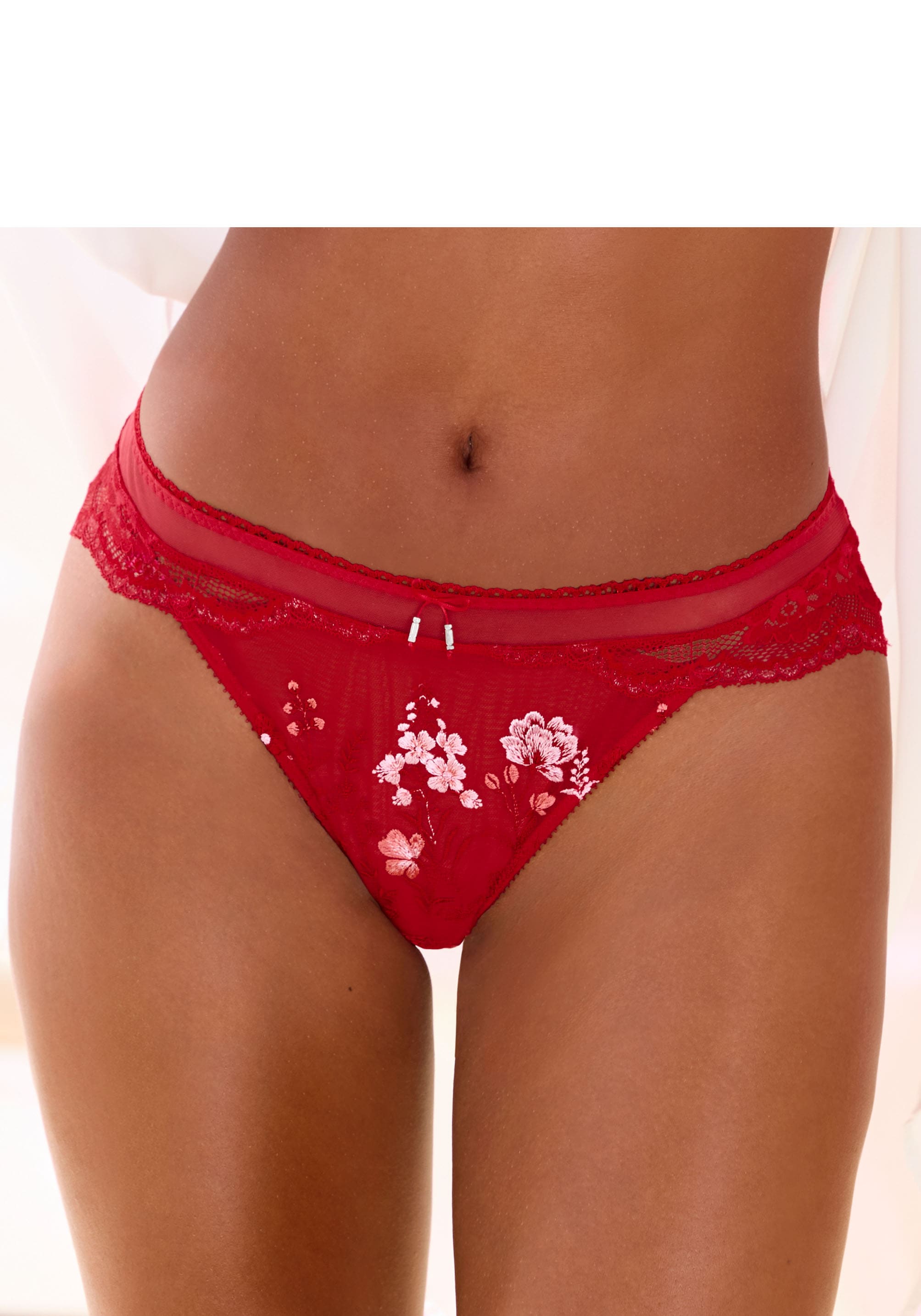 LASCANA Slip "Maria" Edle Stickerei-Spitze mit Blumen, als Dessous-Set kombinierbar