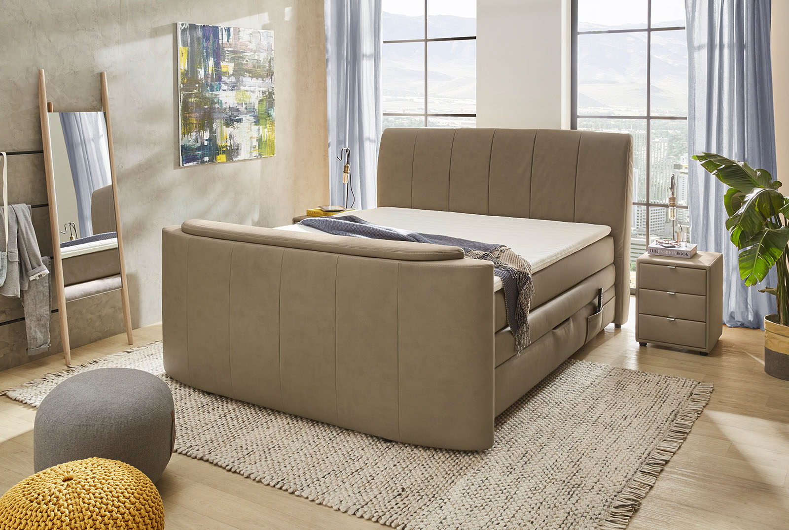 Thumbnail - Jockenhöfer Gruppe Boxspringbett "Bel Air erhältlich in der Größe 180x200cm" mit versenkbarem TV-Lift und Fernbedienung,...