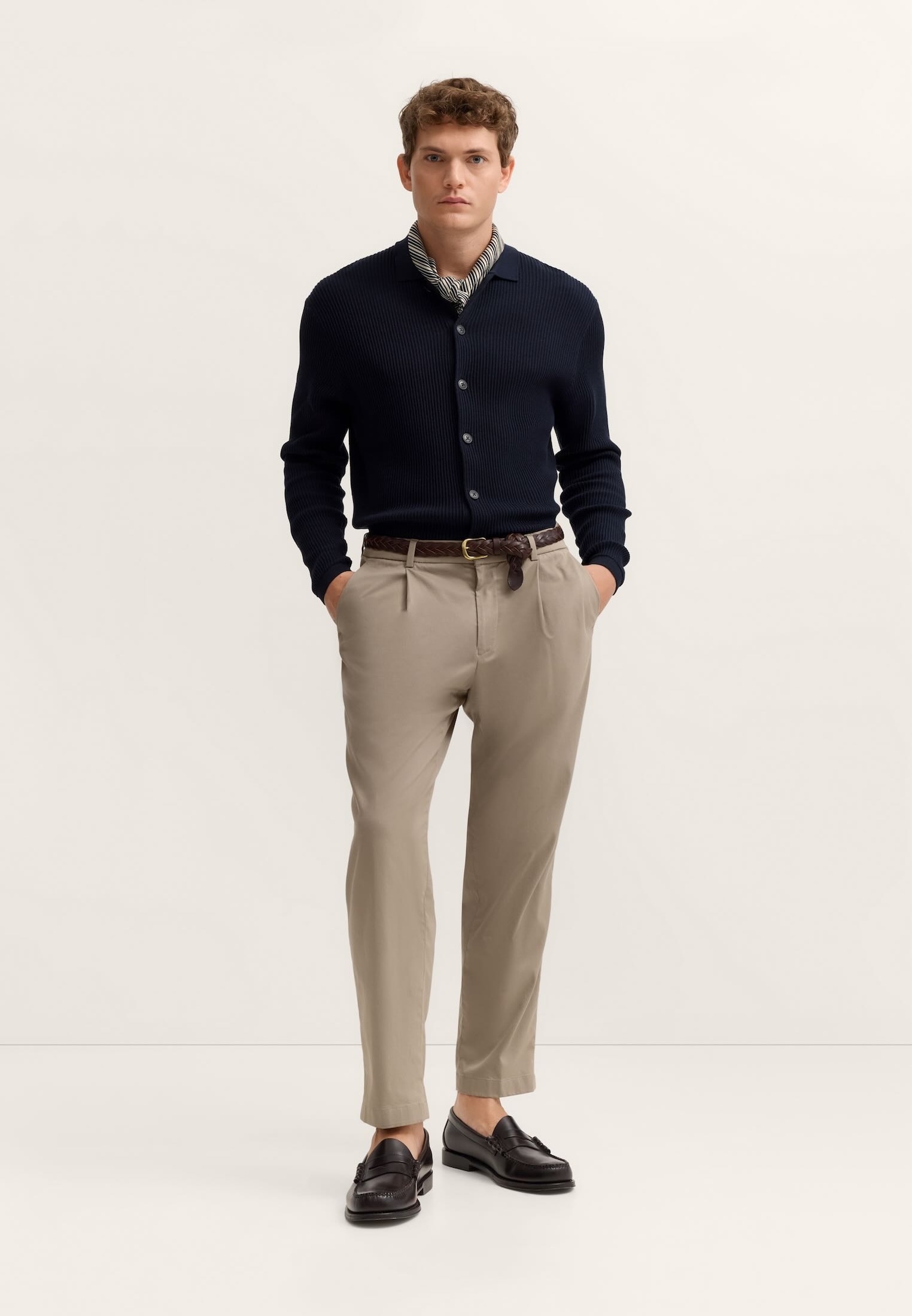 bugatti Chinohose »Loose Fit«  aus Baumwollmix mit Stretch