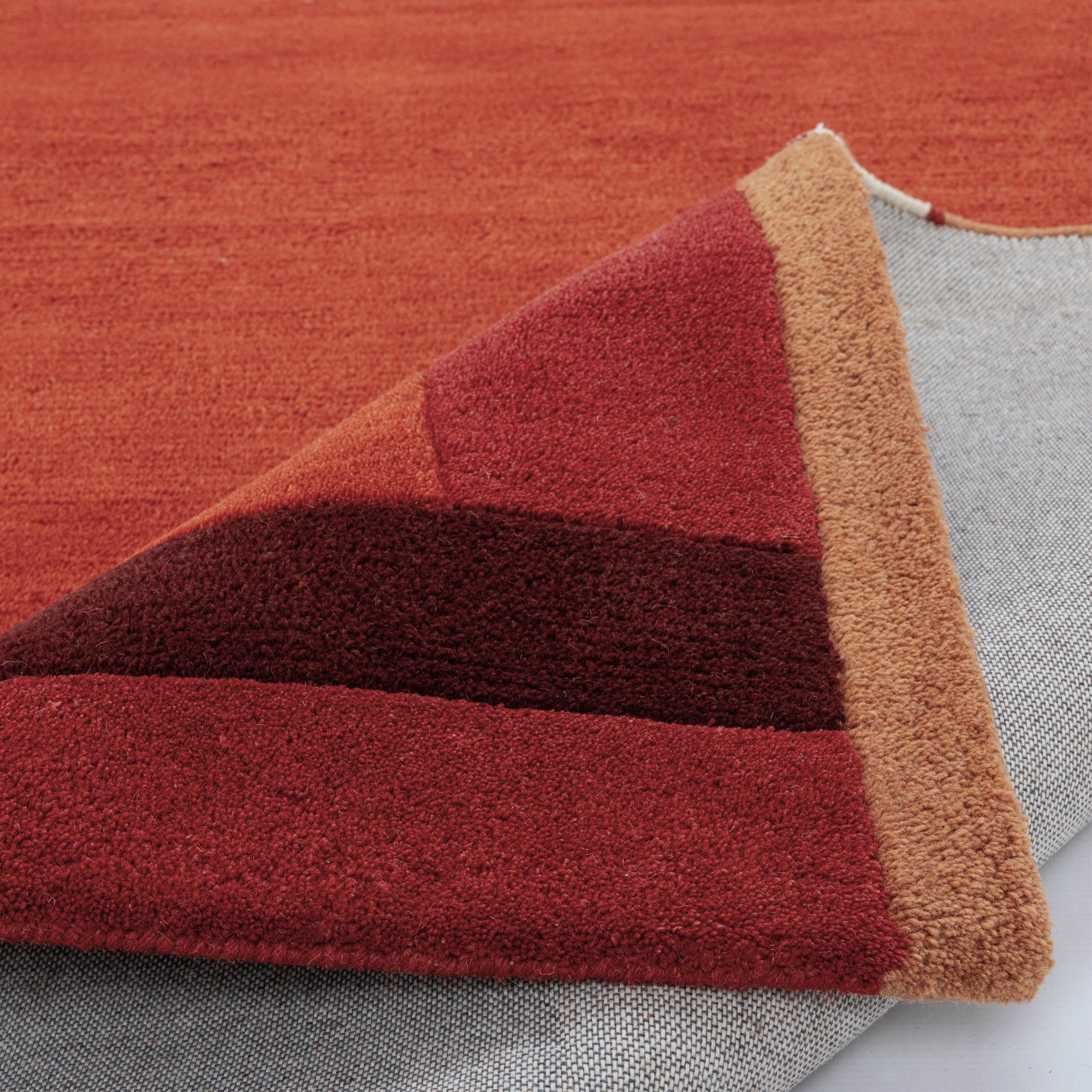 THEKO Wollteppich »Tromso, Wolle, Handgefertigt, Bordüre mit Hoch-Tief-Effekt« rechteckig 15 mm Höhe Wohnzimmer, Schlafzimmer, Esszimmer