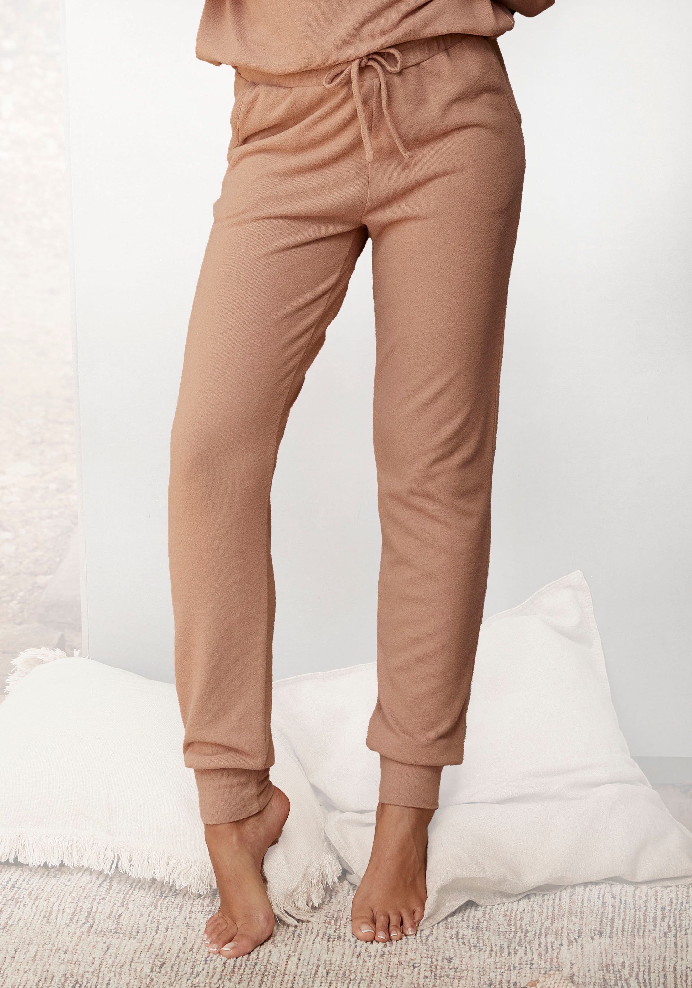 Loungehose, Relaxhose mit seitlichen Taschen