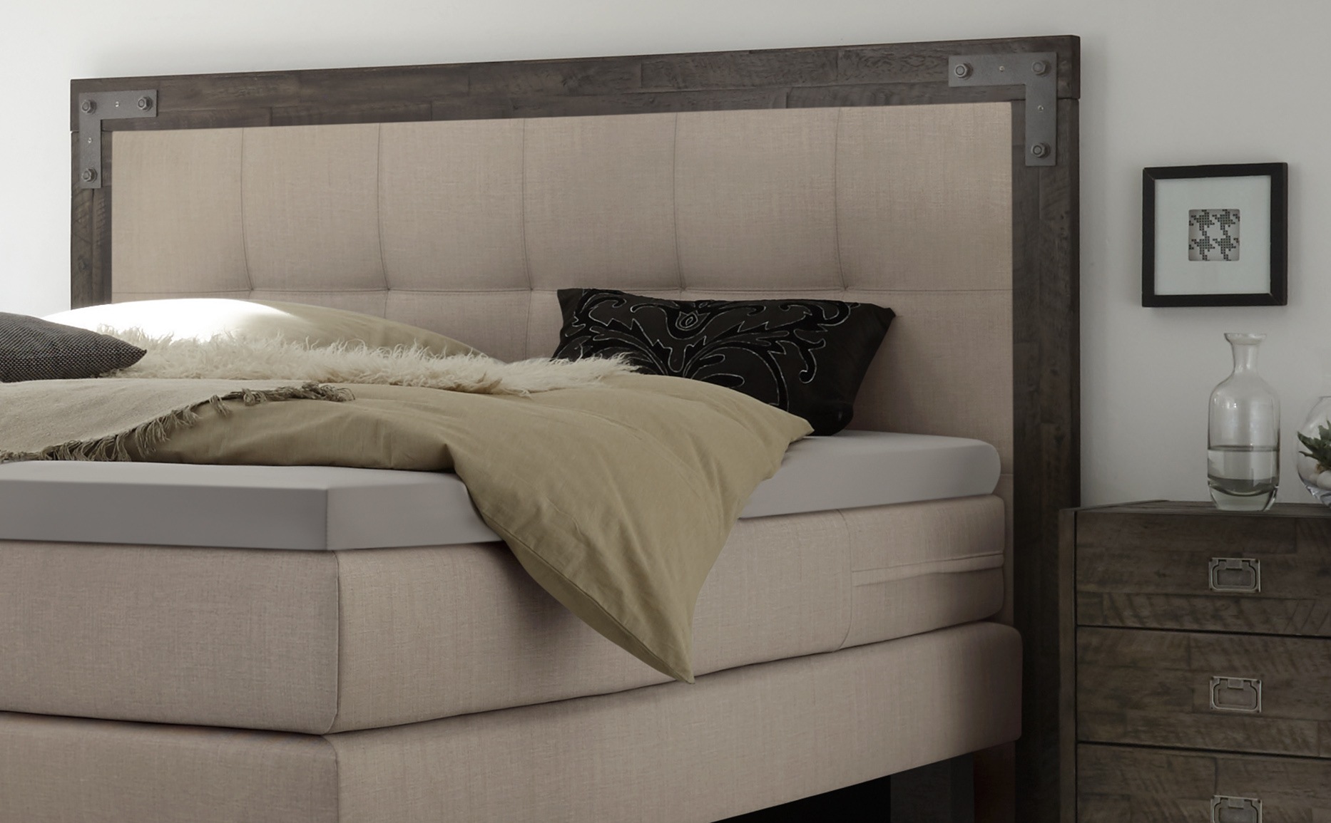 HASENA Boxspringbett Memphis, im Vintagelook, Massivholz-Umrandung, Tonnentaschen-Federkernmatratze