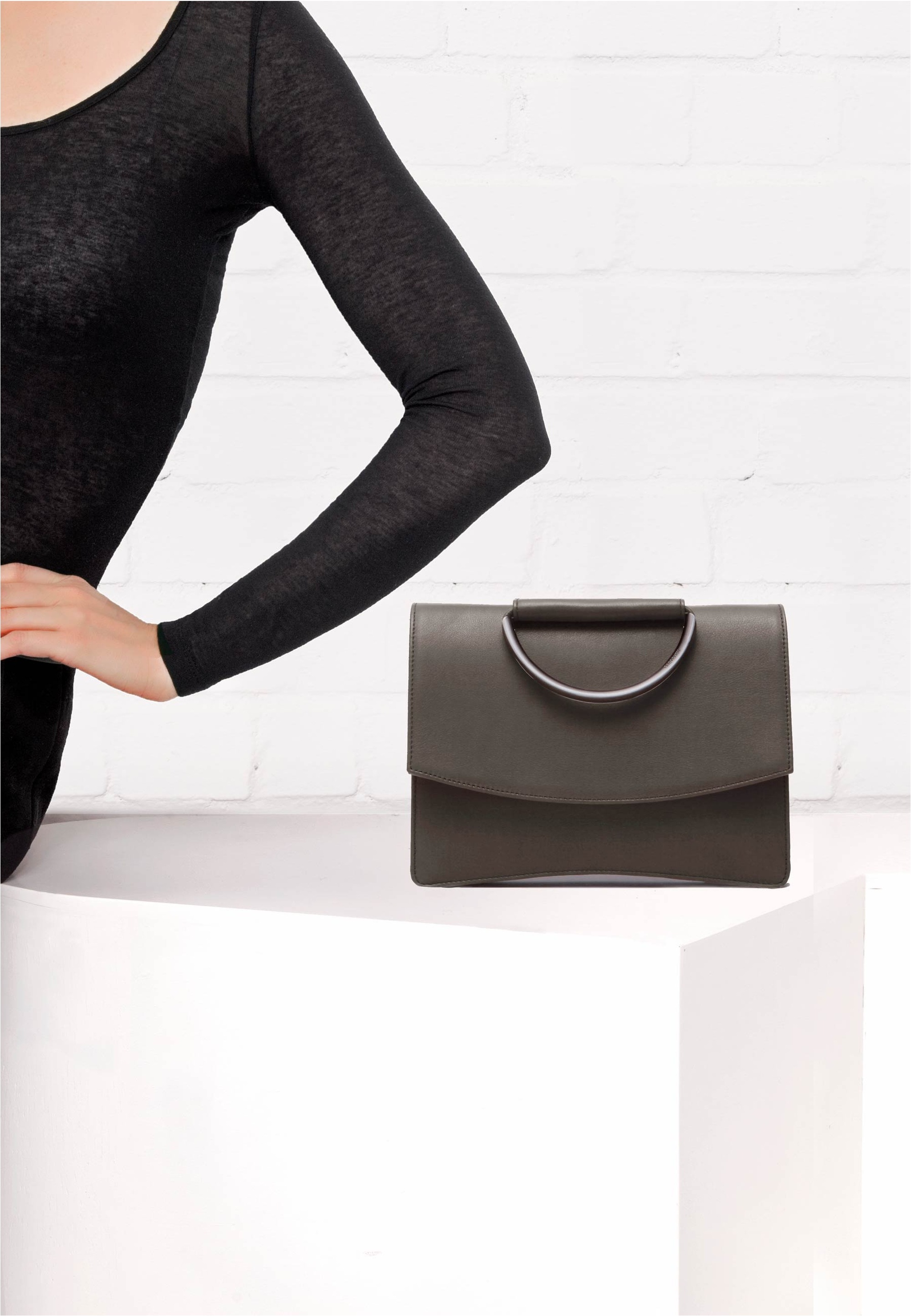 GRETCHEN Schultertasche »Oyster Clutch Three«, aus italienischem Kalbsleder