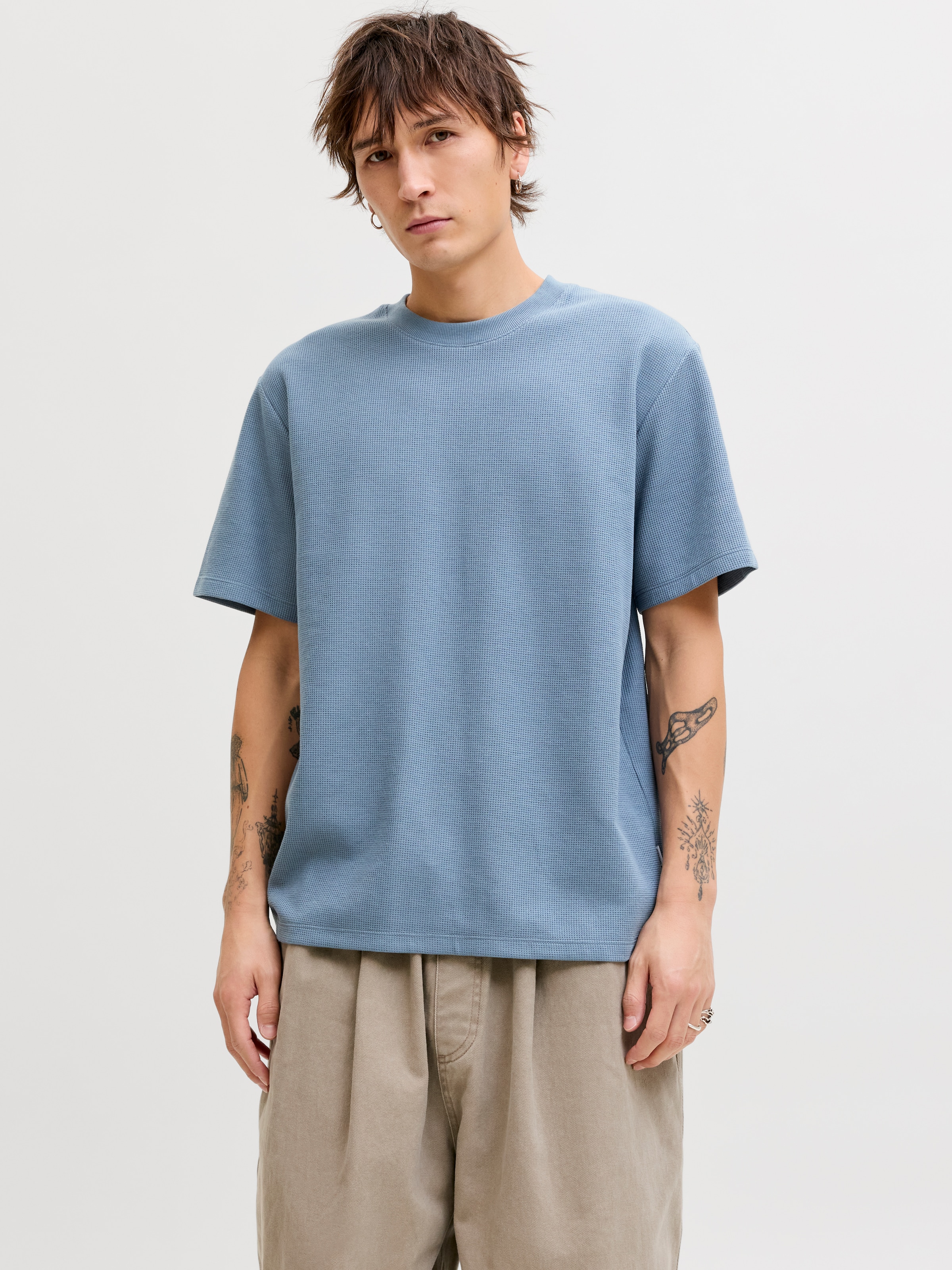 Jack & Jones Rundhalsshirt "Jjeaustin Tee Ss Noos" Materialmix, Relaxed Fit