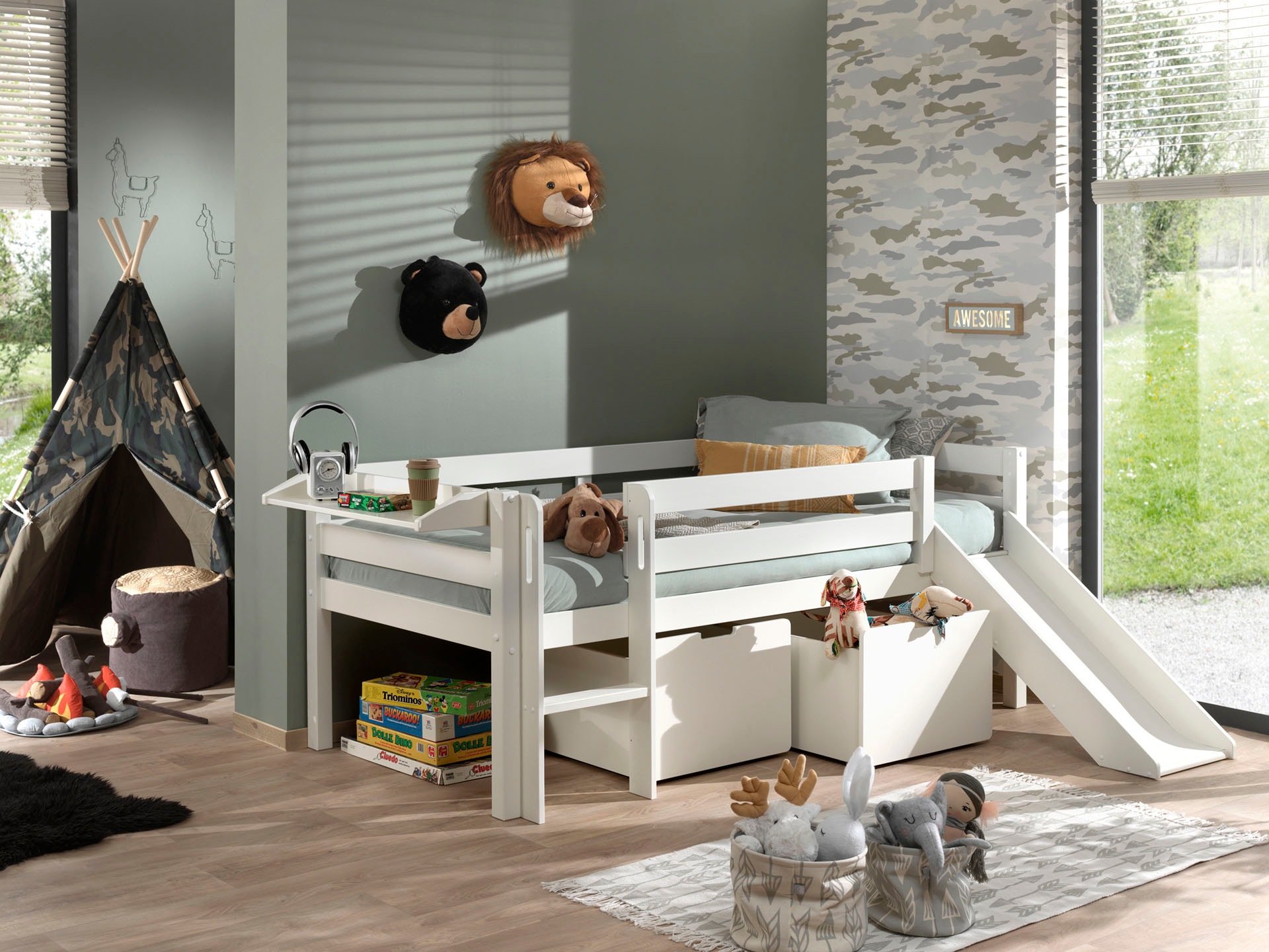 Vipack Spielbett »Vipack Pino«, (Made in Europe), Niedriges Spielbett mit LF 90 x 200 cm, wahlweise mit Hängeregal