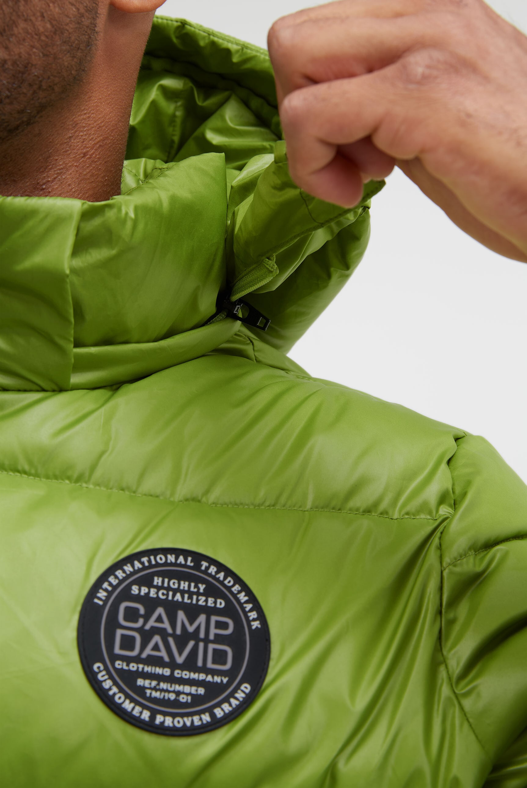 CAMP DAVID Winterjacke mit Kapuze mit Elastikbündchen