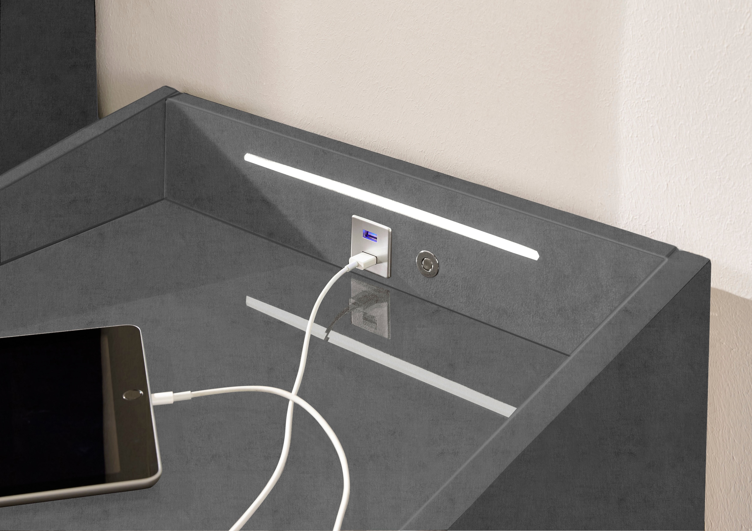 ED EXCITING DESIGN Nachtkonsole »Moon« mit LED-Beleuchtung und USB-Anschluss & USB-C-Anschluss