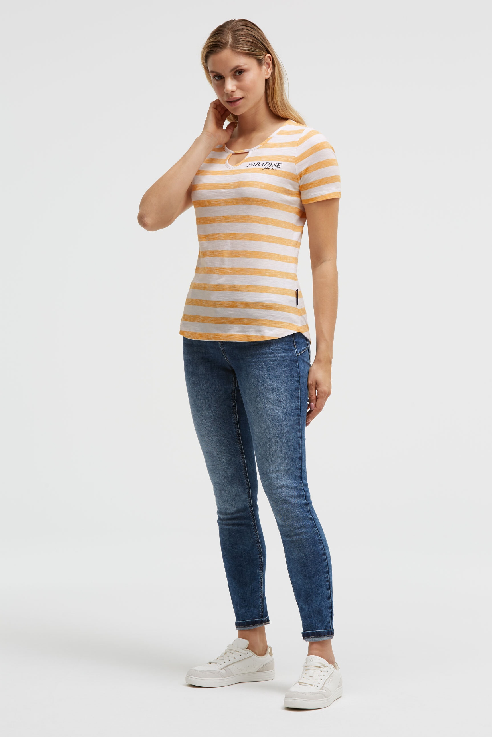 SOCCX Rundhalsshirt mit Cut-Outs