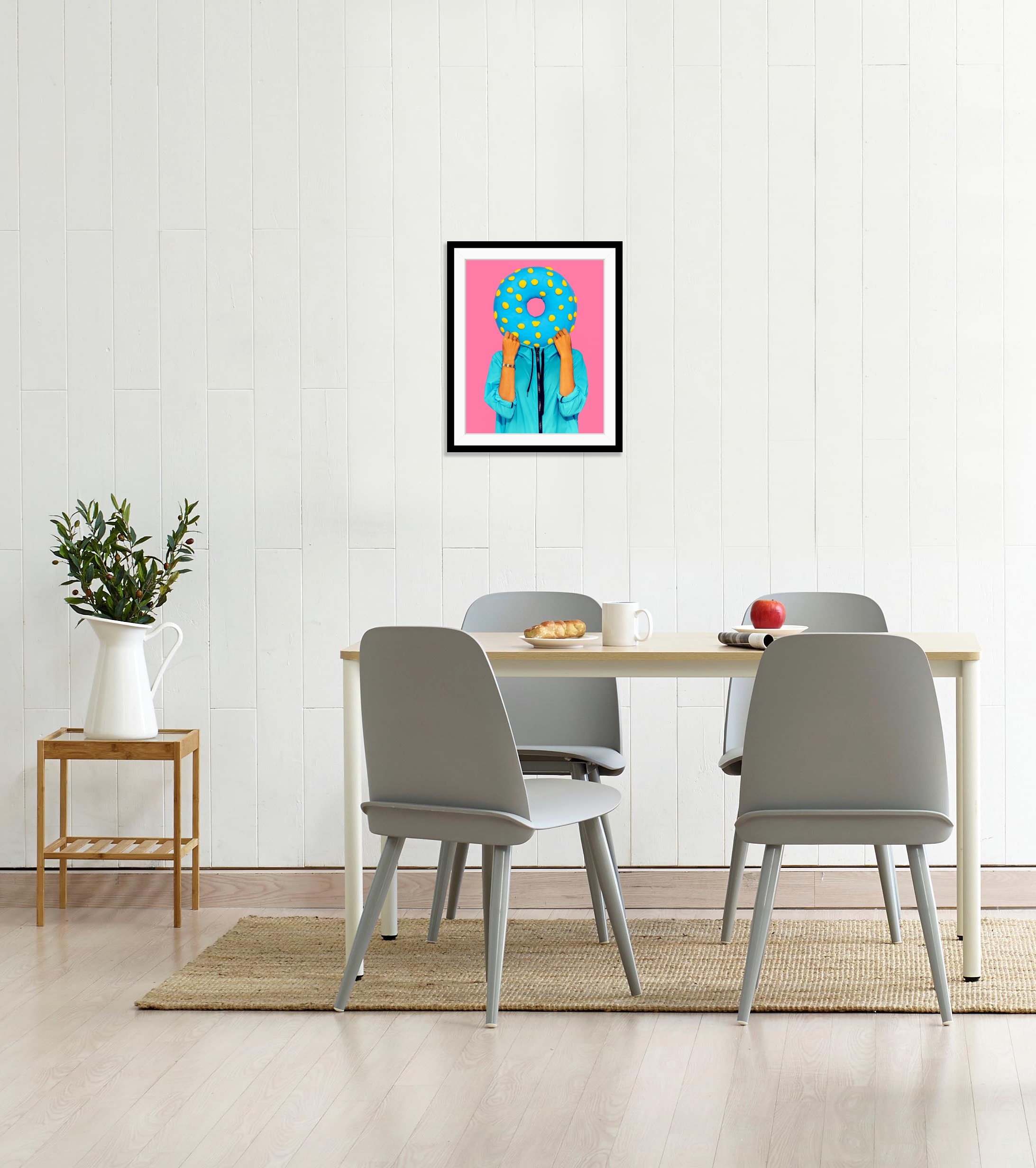 queence Bild »Antonia«, Frau-Süßspeisen-Süßigkeiten-Lebensmittel-Kunst, HD Premium Poster-Druck inkl. Holzrahmen