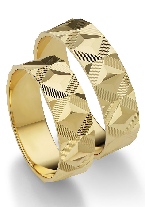 Firetti Trauring »Schmuck Geschenk Gold 375 Hochzeit Ehering "LIEBE"«, Made in Germany
