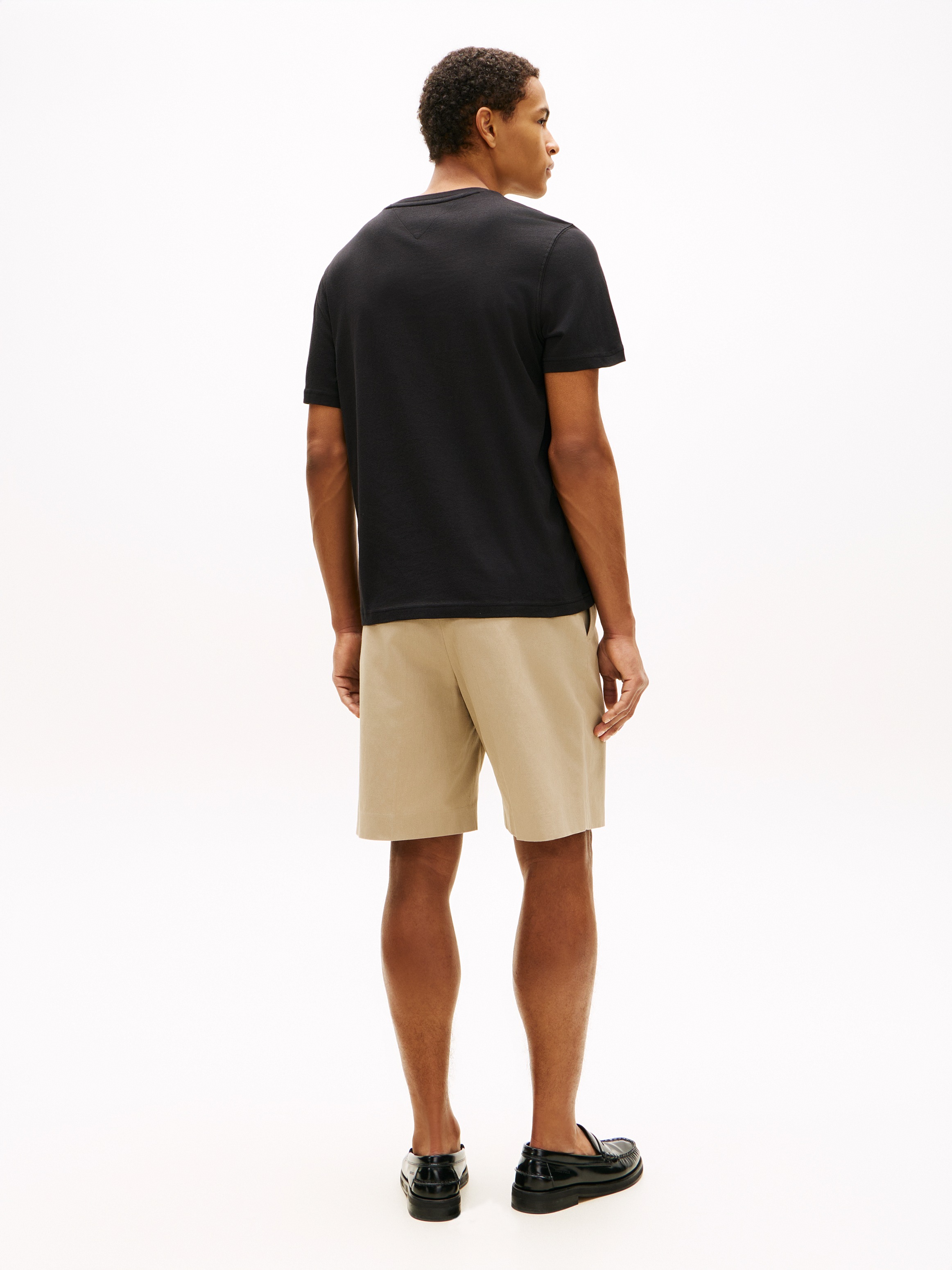 Tommy Hilfiger T-Shirt »BRAND LOVE TEXT STACK« Regular fit mit Rundhalsausschnitt