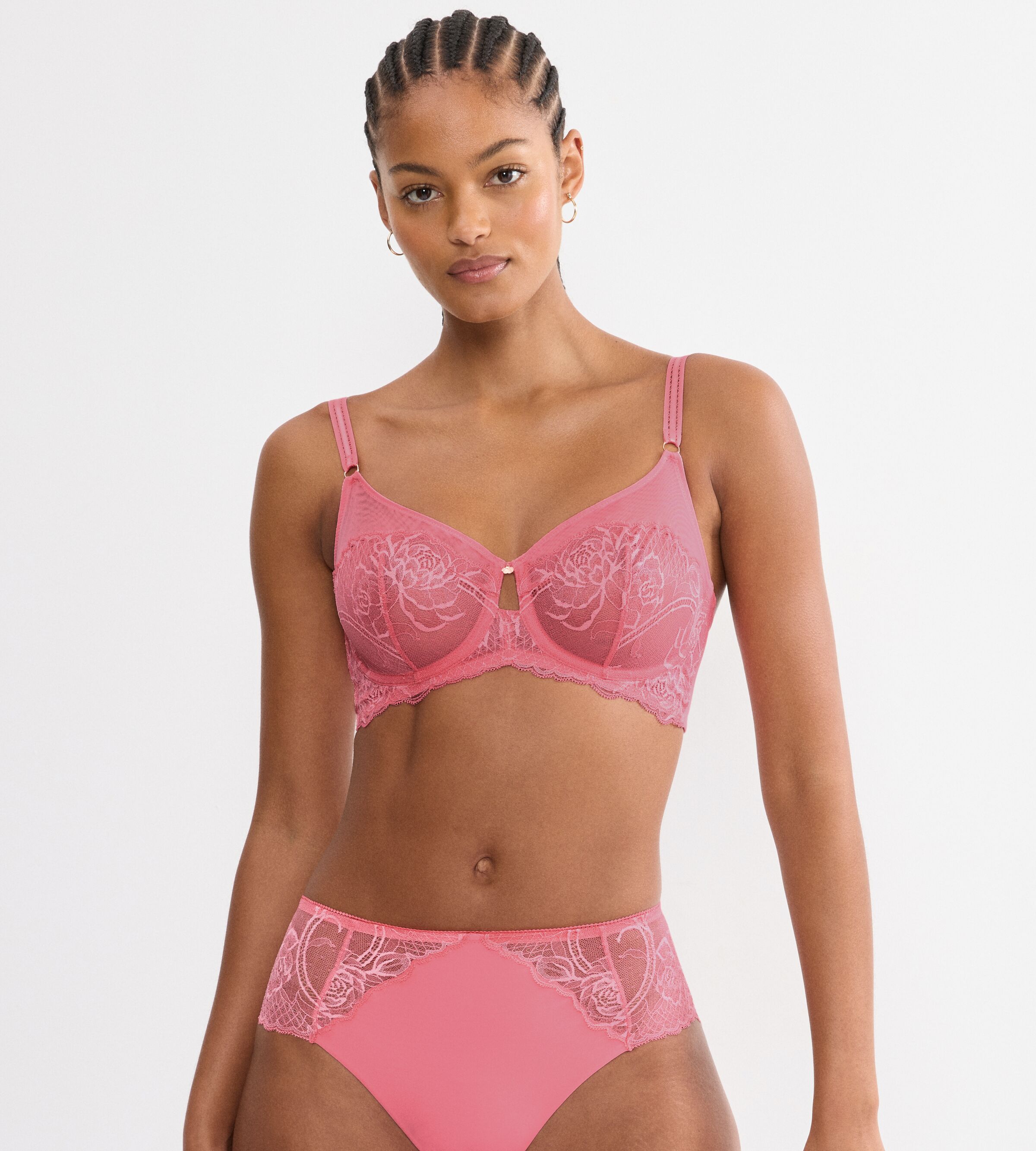 Triumph Minimizer-BH "Wild Peony Florale" verkleinert die Brust optisch