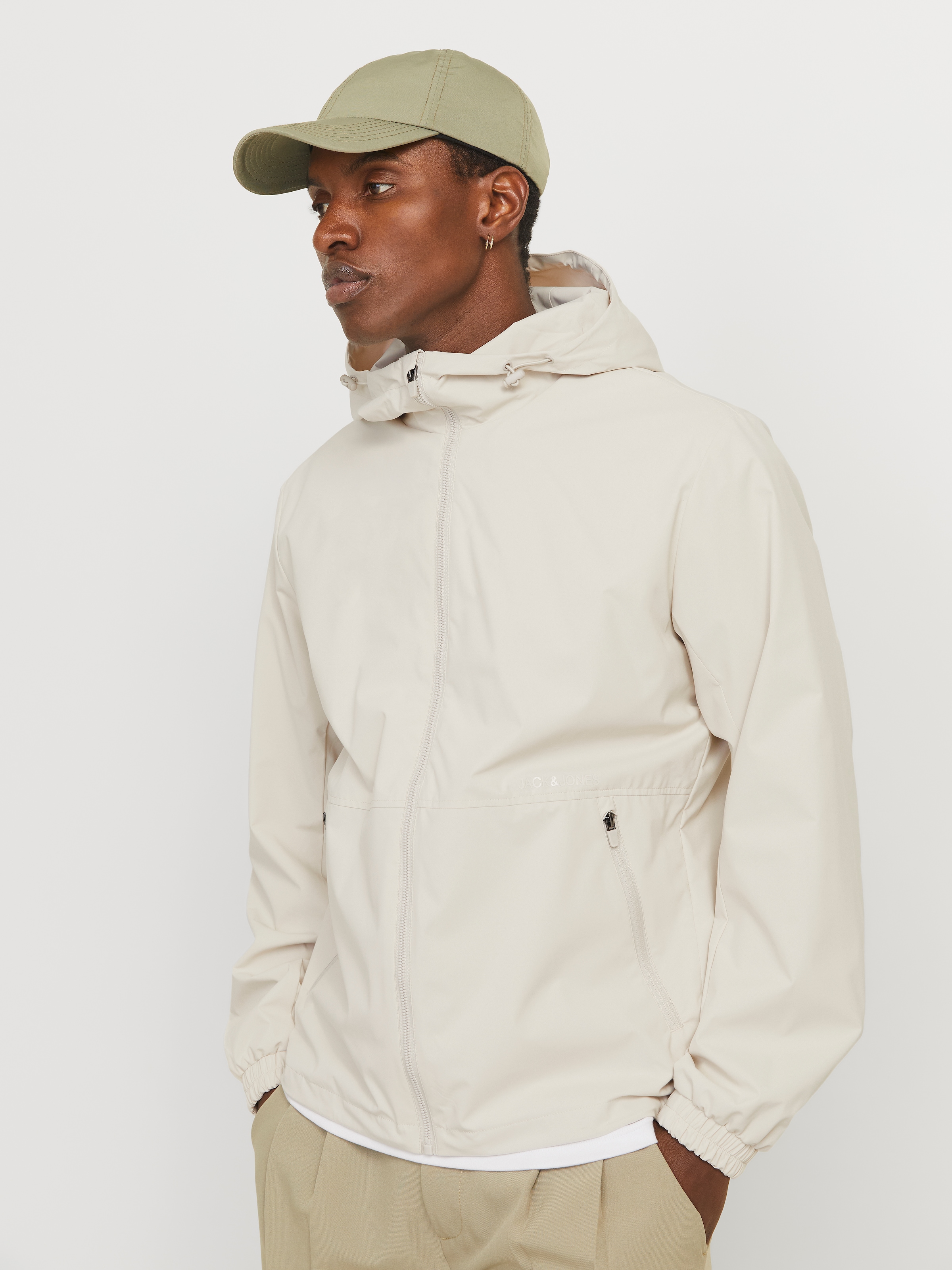 Jack & Jones Outdoorjacke »JJEURBAN LIGHT JACKET SN«, mit Kapuze, mit Kapuze