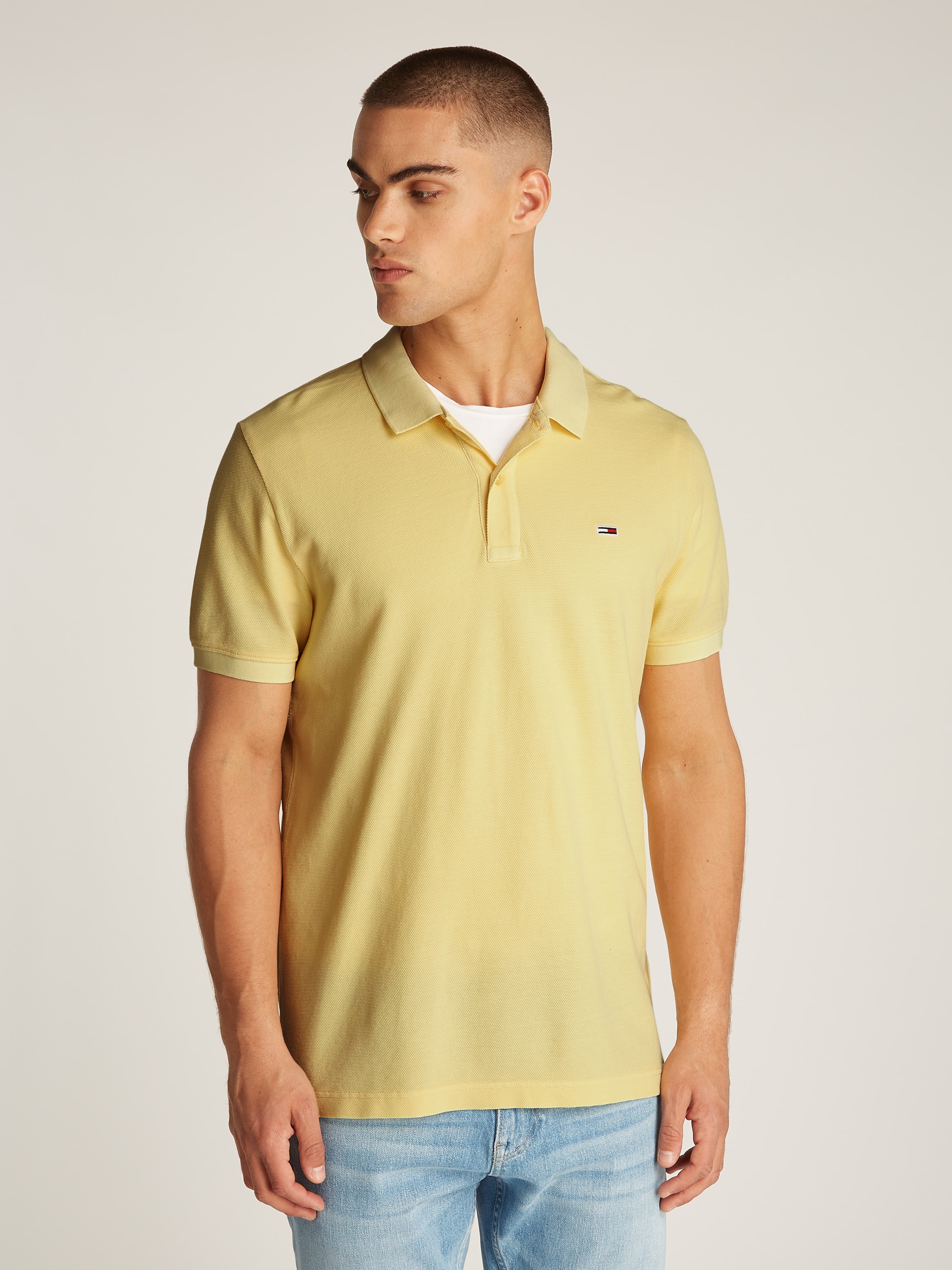 Poloshirt »TJM SLIM ESSENTIAL GD POLO SS«, mit Logostickerei