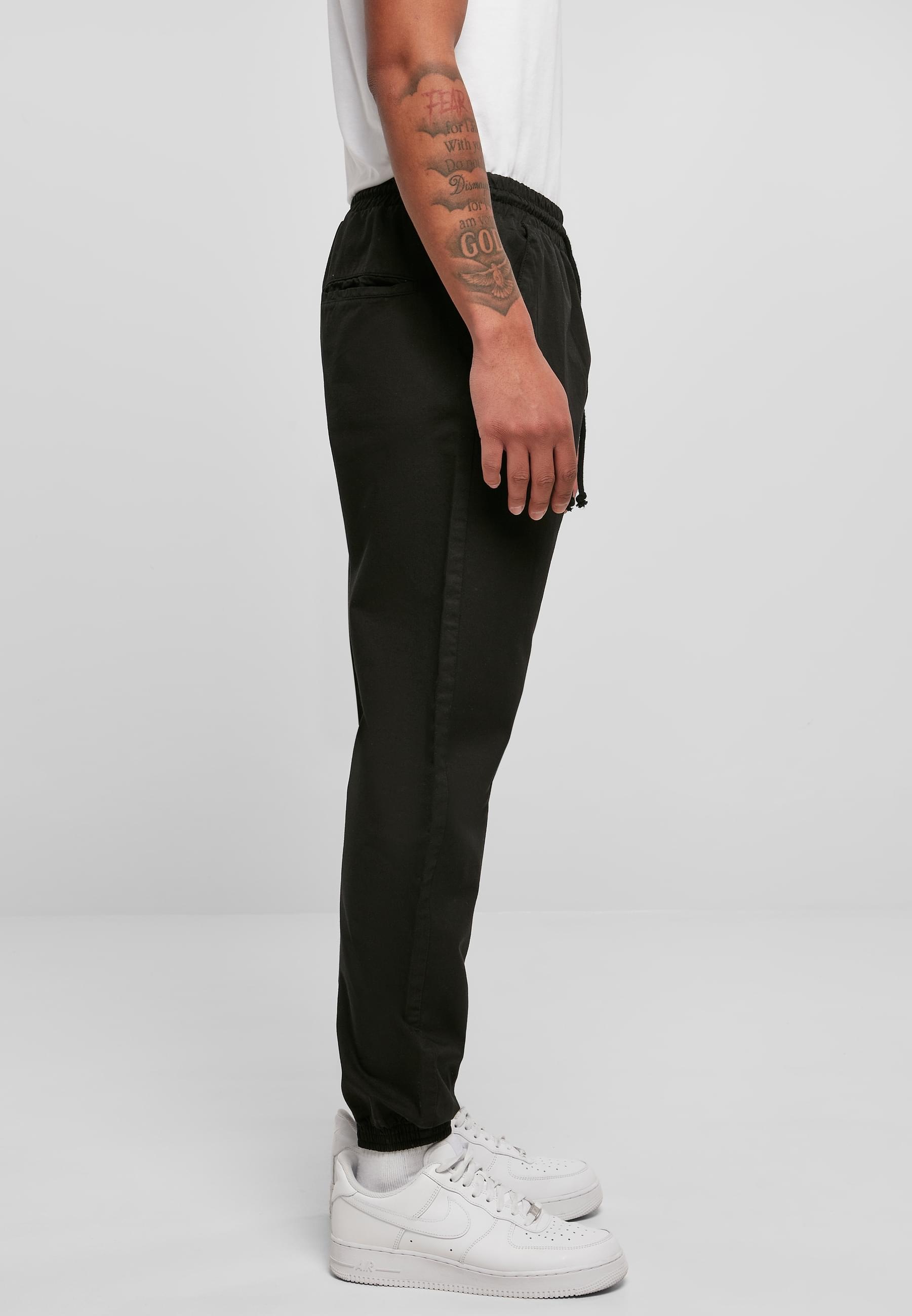 URBAN CLASSICS Jogginghose »Urban Classics Herren Basic Jogg Pants«, (1 tlg.)