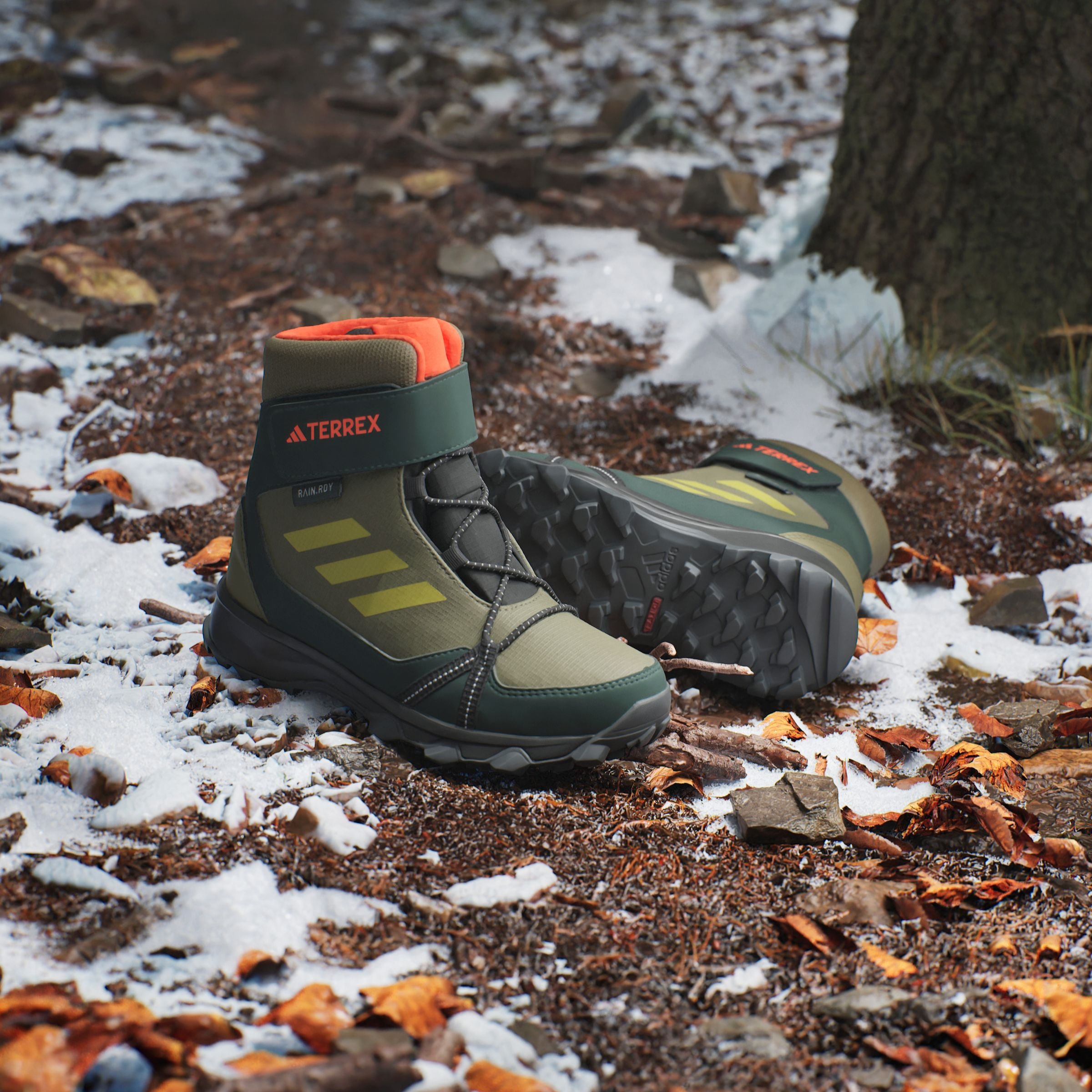 adidas TERREX Winterstiefel »TERREX SNOW HOOK-AND-LOOP COLD.RDY WINTER«, wasserdicht und wärmend