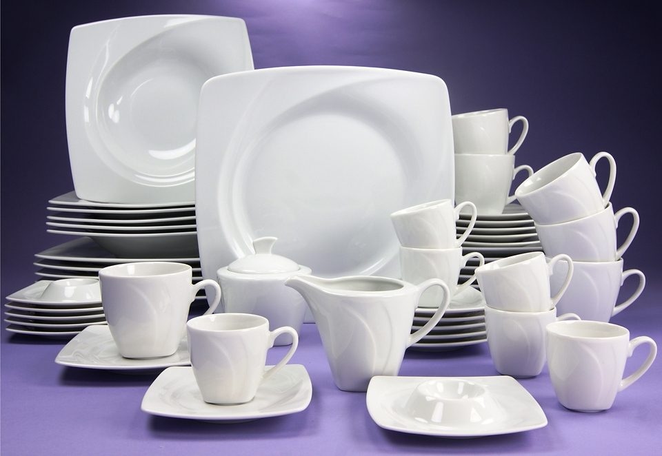 CreaTable Kombiservice »Geschirr-Set Celebration«, (50 tlg., Kaffeeservice  und Tafelservice im Set, für 6 Personen), Service, weiß, außergewöhnliche  Geometrie, 50 Teile, für 6 Personen | BAUR