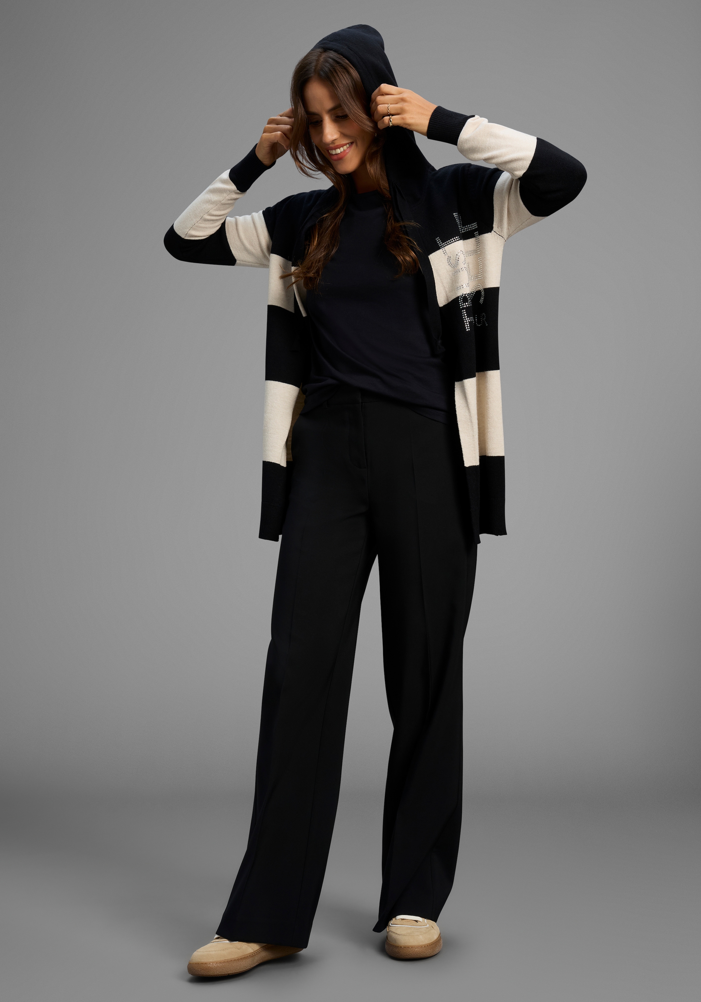 Laura Scott Kapuzenstrickjacke, mit Streifen und dezenten Glitzerdetails - NEUE KOLLEKTION